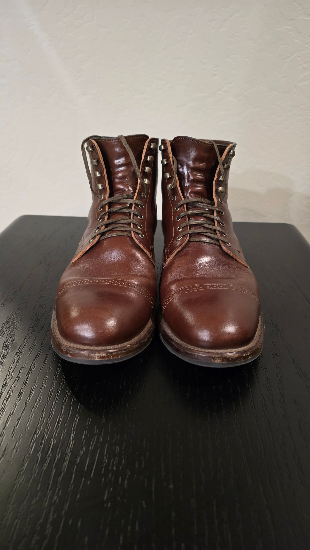 Photo by EzSteve on November 5, 2024 of the Viberg Service Boot BCT in Maryam Marrone Sego Horse Butt.
