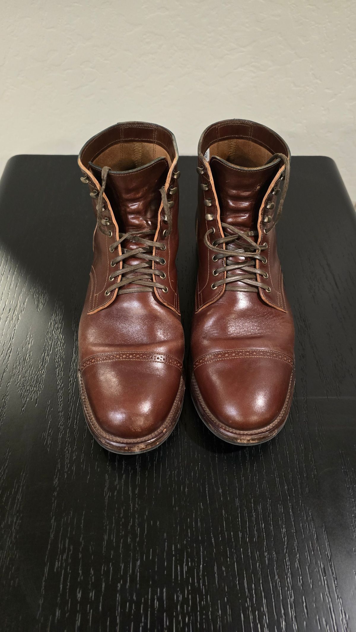 Photo by EzSteve on December 6, 2024 of the Viberg Service Boot BCT in Maryam Marrone Sego Horse Butt.