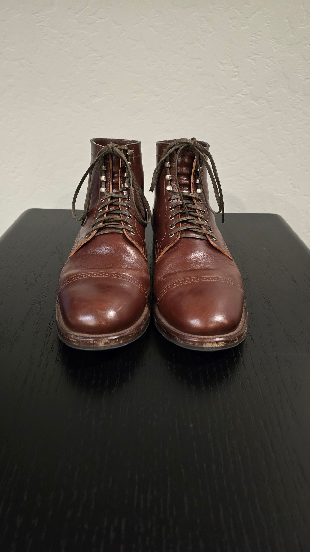 Photo by EzSteve on January 6, 2025 of the Viberg Service Boot BCT in Maryam Marrone Sego Horse Butt.