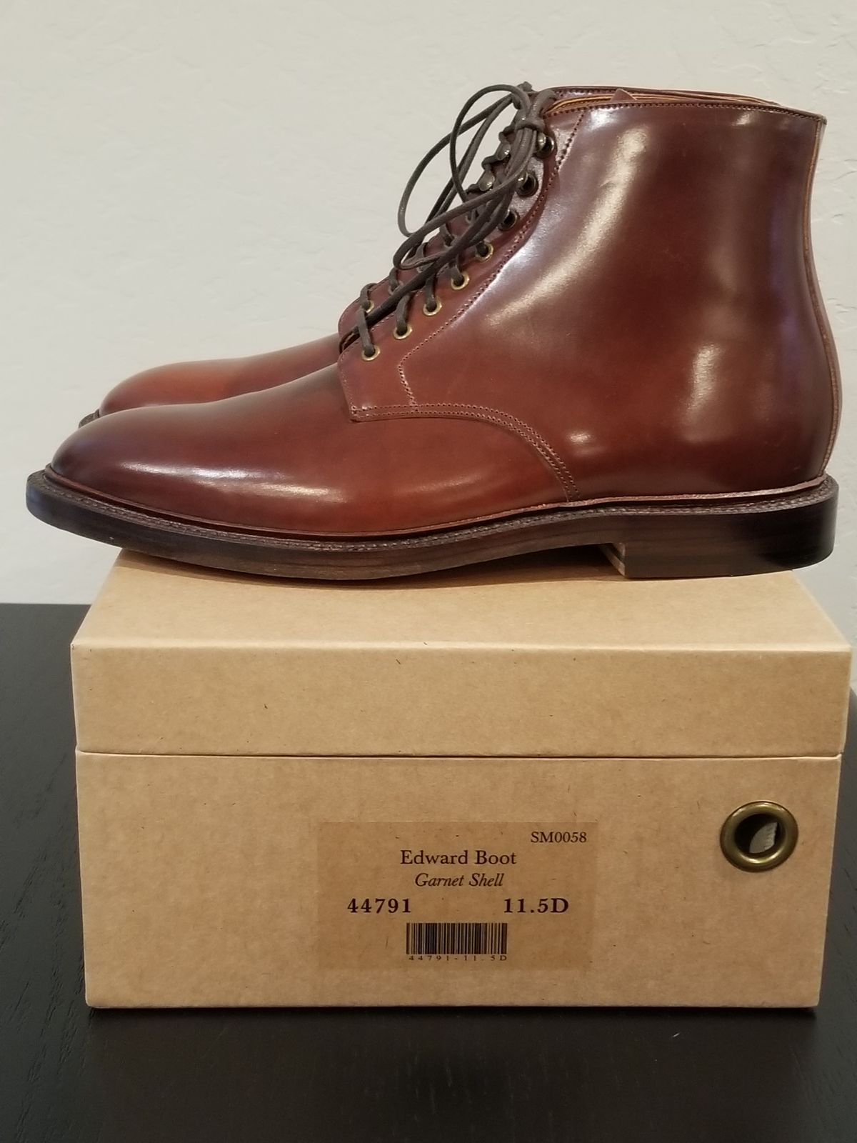 Photo by EzSteve on October 2, 2023 of the Grant Stone Edward Boot in Horween Garnet Shell Cordovan.