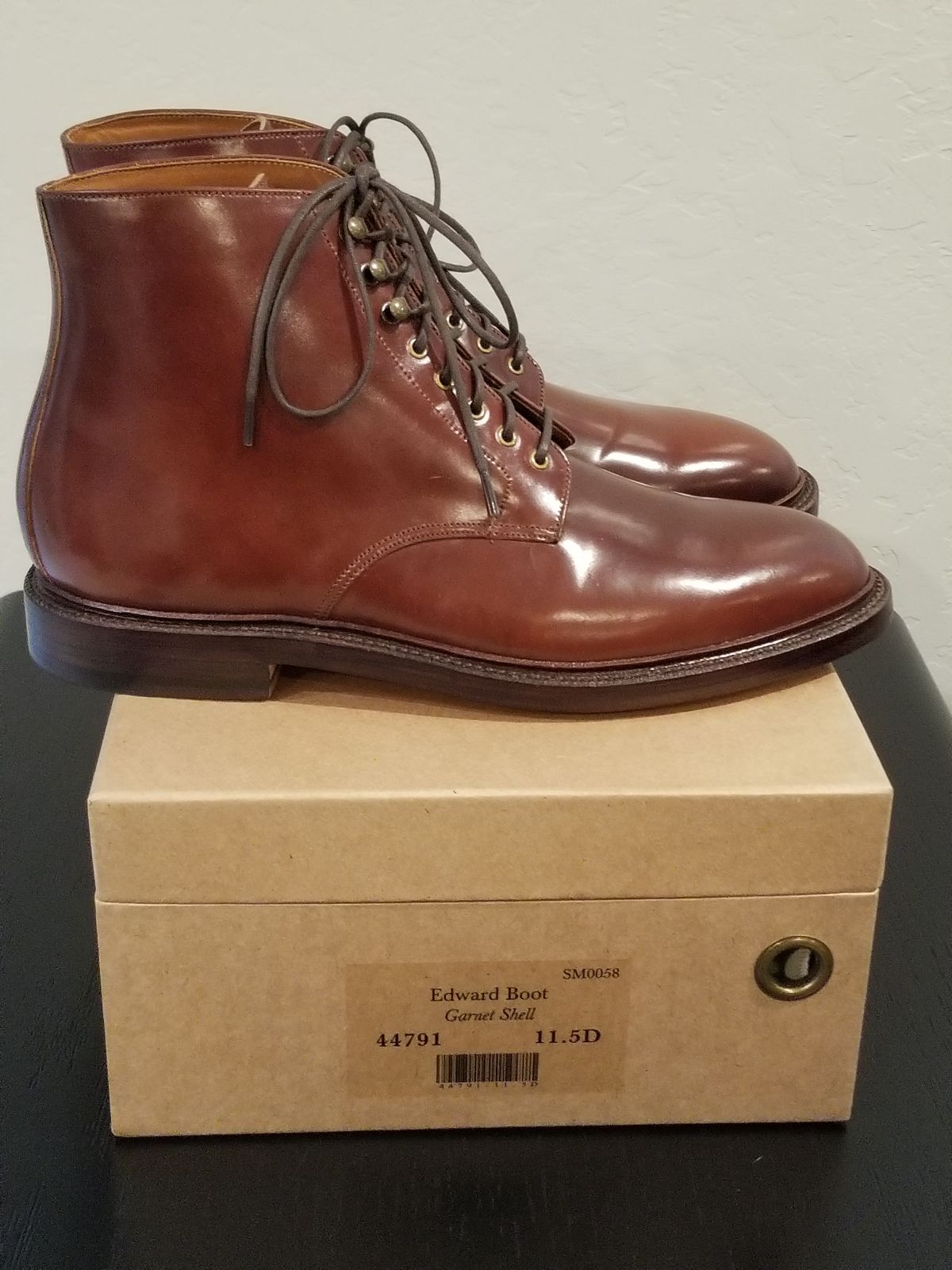 Photo by EzSteve on October 2, 2023 of the Grant Stone Edward Boot in Horween Garnet Shell Cordovan.