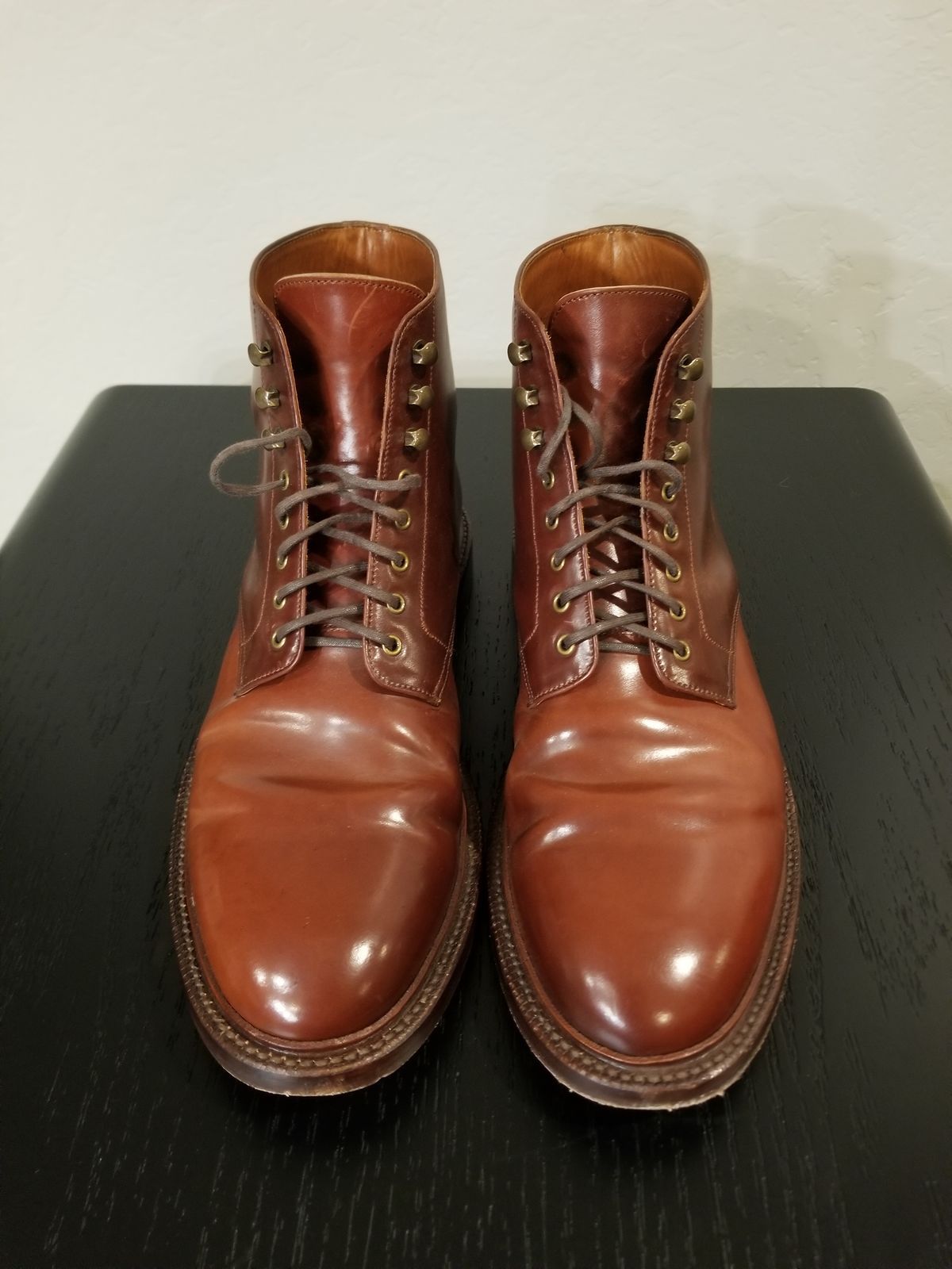 Photo by EzSteve on December 6, 2023 of the Grant Stone Edward Boot in Horween Garnet Shell Cordovan.
