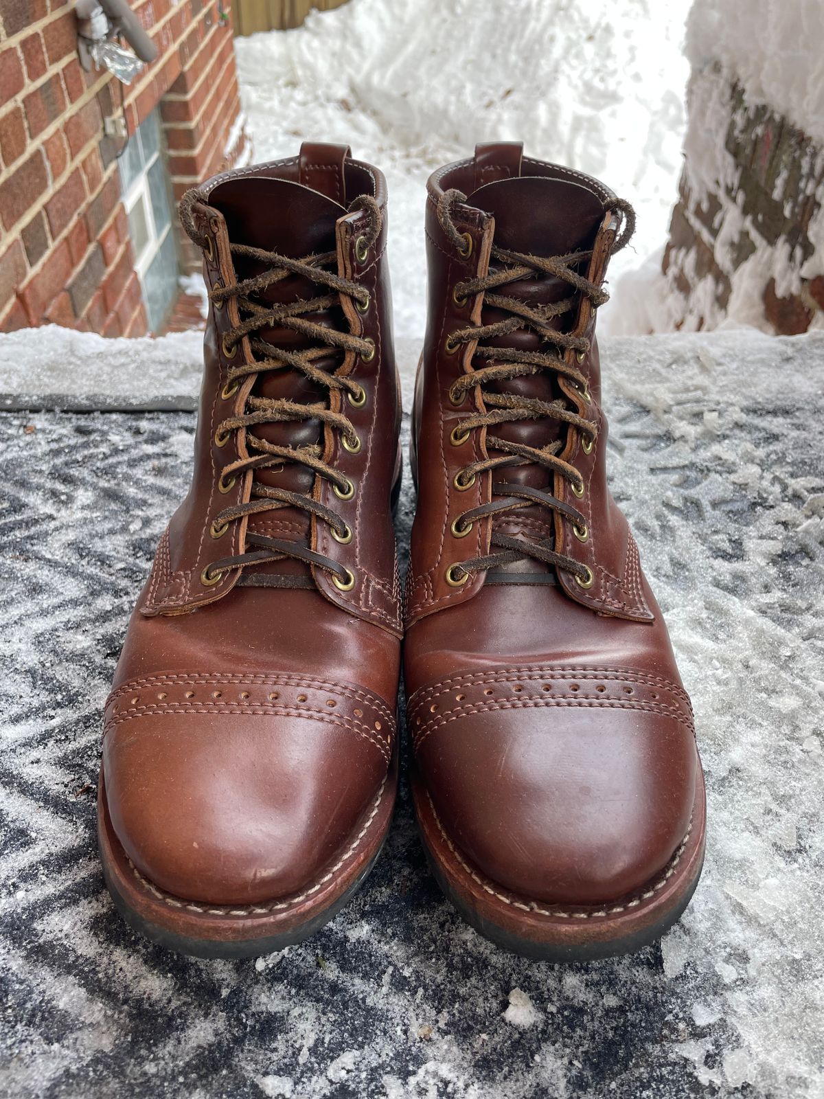Photo by nareichert on January 5, 2023 of the Wesco Hendrik in Horween Color 4 Shell Cordovan.