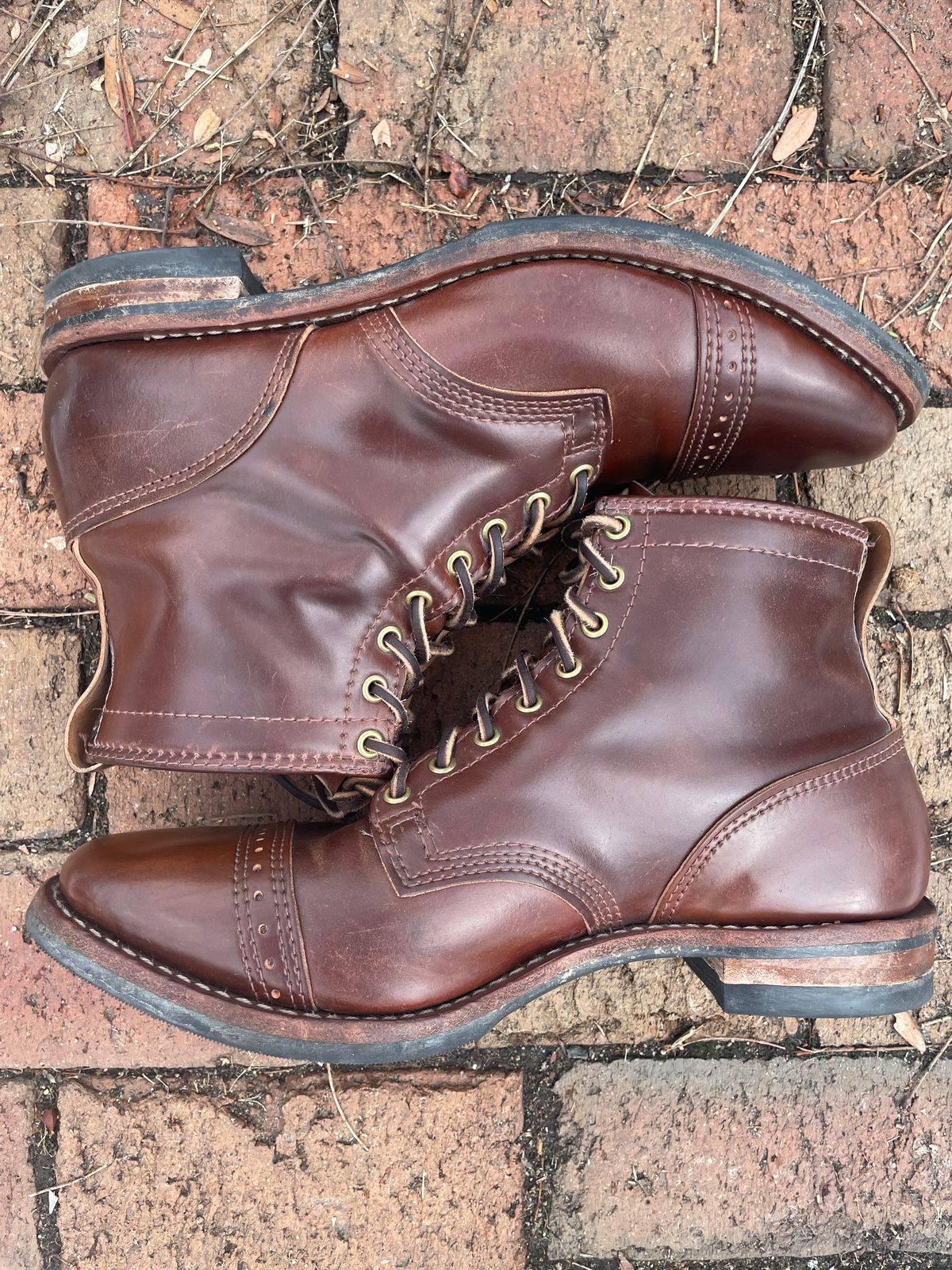 Photo by nareichert on April 4, 2023 of the Wesco Hendrik in Horween Color 4 Shell Cordovan.