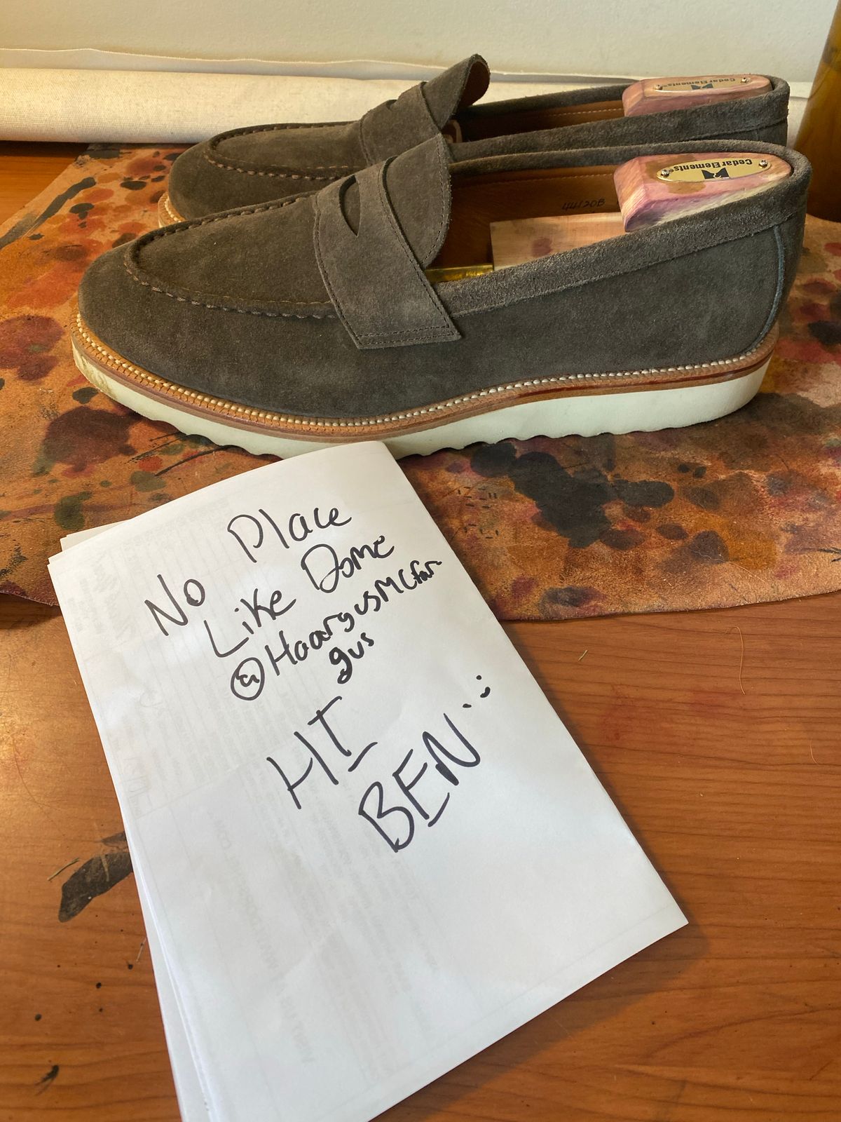 Photo by HaargusMcFargus on November 2, 2022 of the Grant Stone Traveler Penny in C.F. Stead Loden Janus Calf Suede.