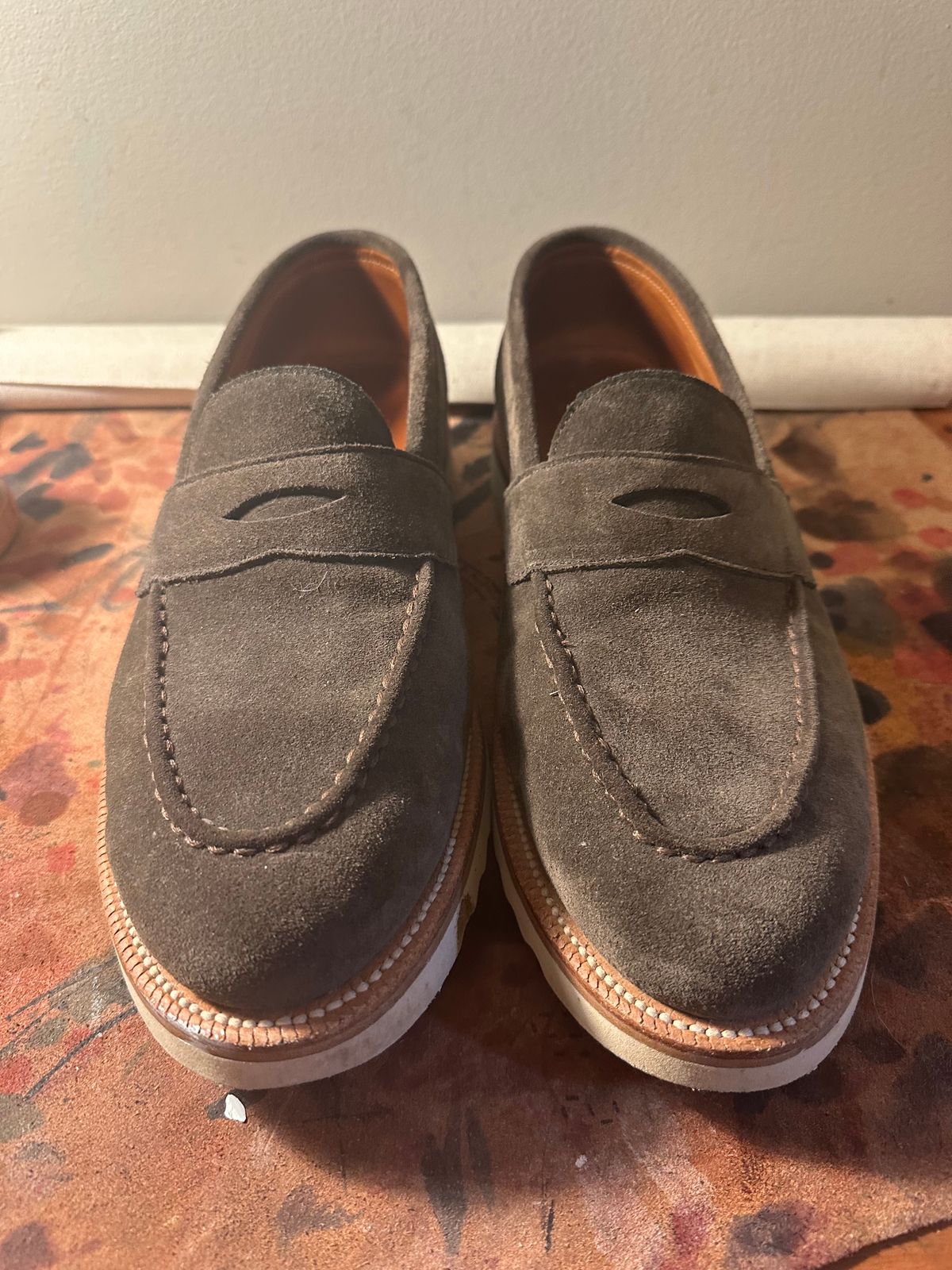 Photo by HaargusMcFargus on March 6, 2023 of the Grant Stone Traveler Penny in C.F. Stead Loden Janus Calf Suede.