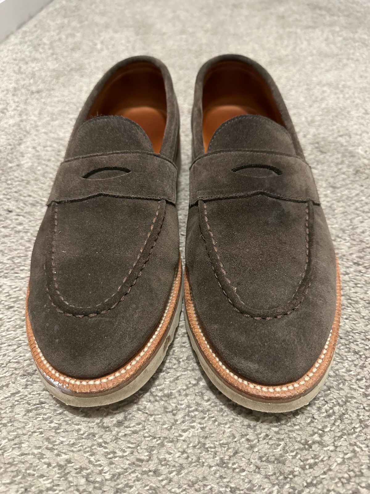 Photo by HaargusMcFargus on April 2, 2023 of the Grant Stone Traveler Penny in C.F. Stead Loden Janus Calf Suede.