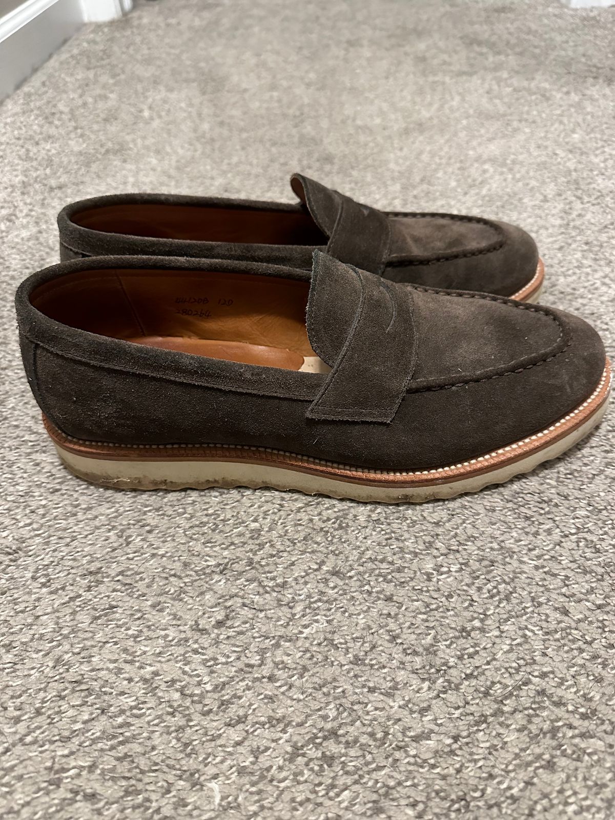 Photo by HaargusMcFargus on April 2, 2023 of the Grant Stone Traveler Penny in C.F. Stead Loden Janus Calf Suede.