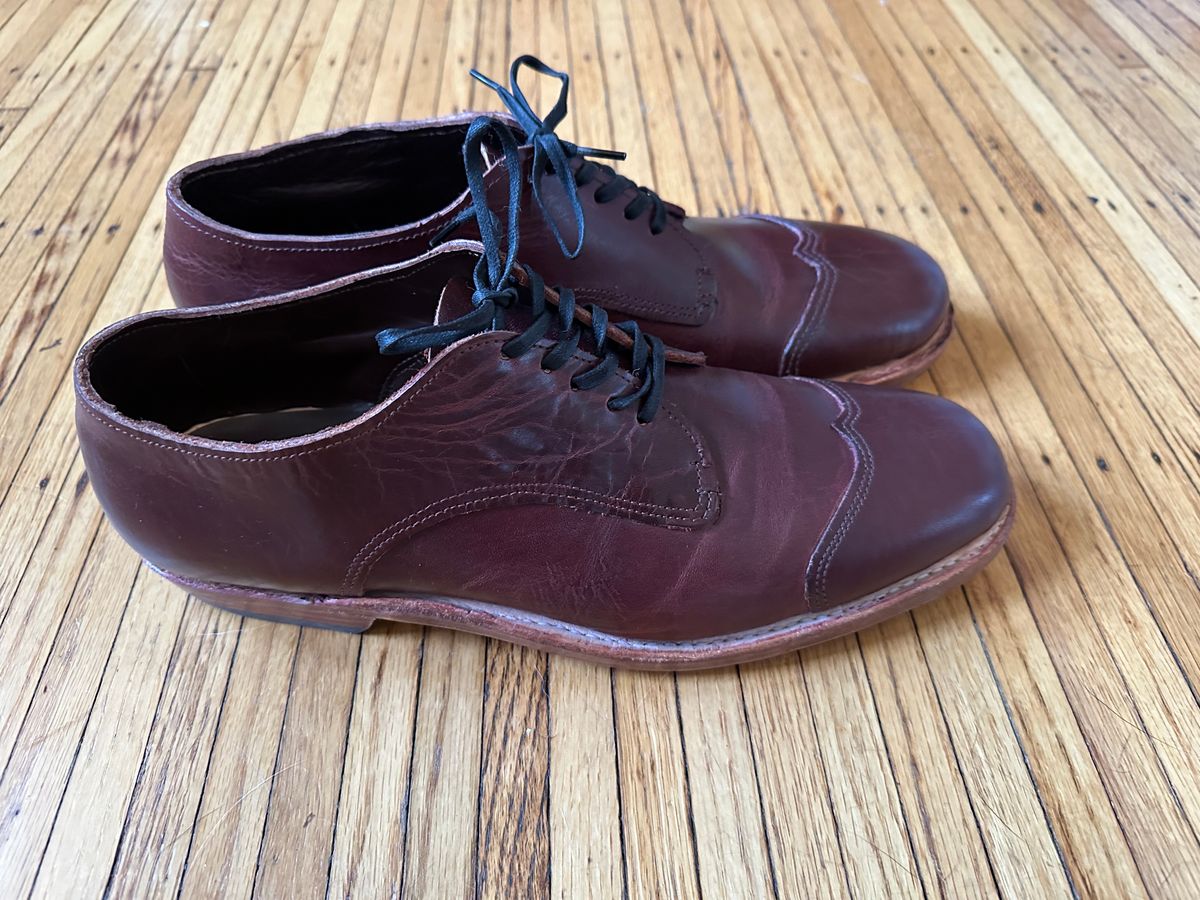 Photo by HaargusMcFargus on October 1, 2024 of the Harrison Elliott Footwear Custom Model in Acadia Leather - America - Red.