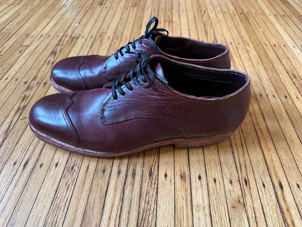 Photo by HaargusMcFargus on October 1, 2024 of the Harrison Elliott Footwear Custom Model in Acadia Leather - America - Red.