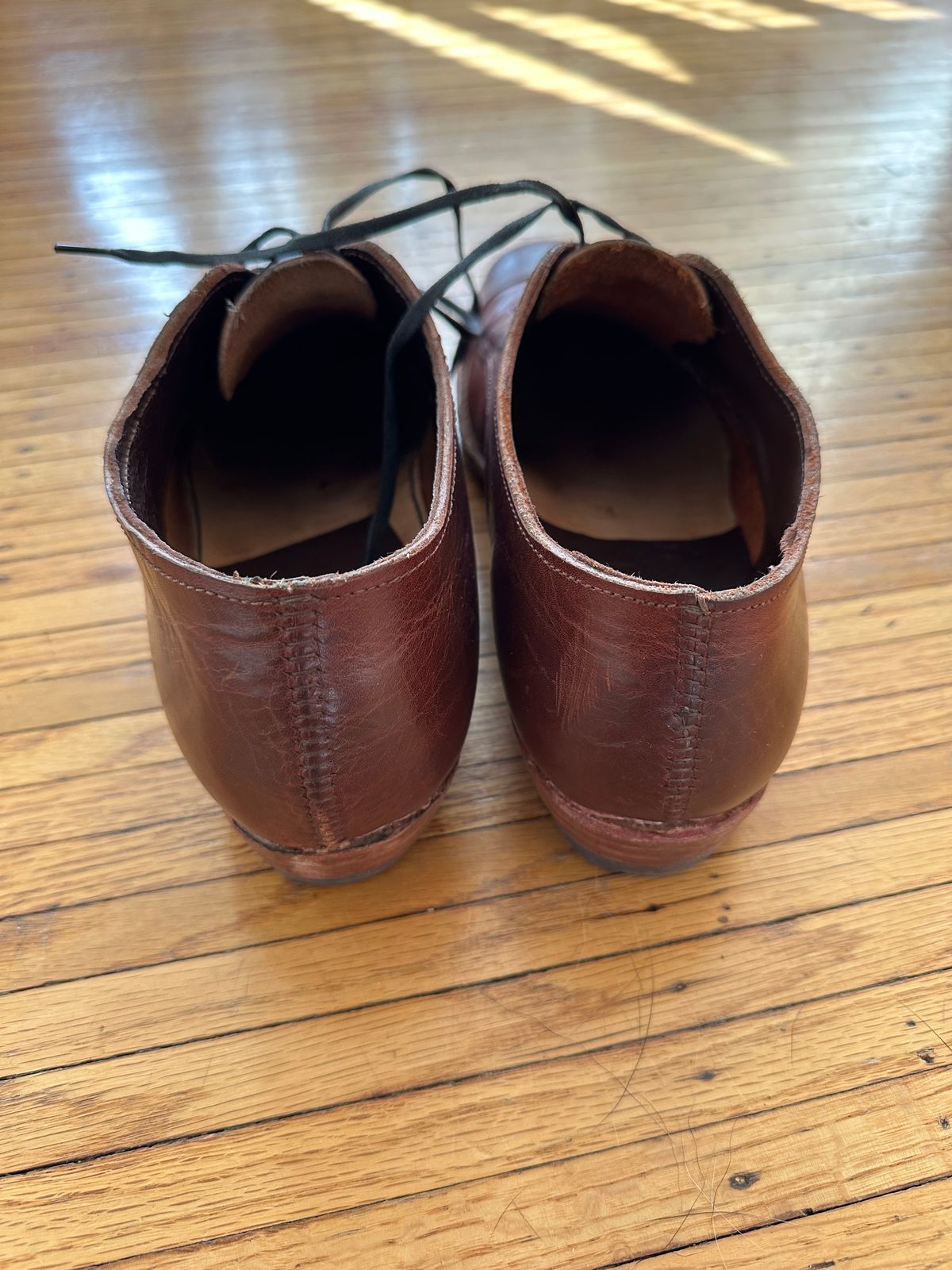 Photo by HaargusMcFargus on November 5, 2024 of the Harrison Elliott Footwear Custom Model in Acadia Leather - America - Red.