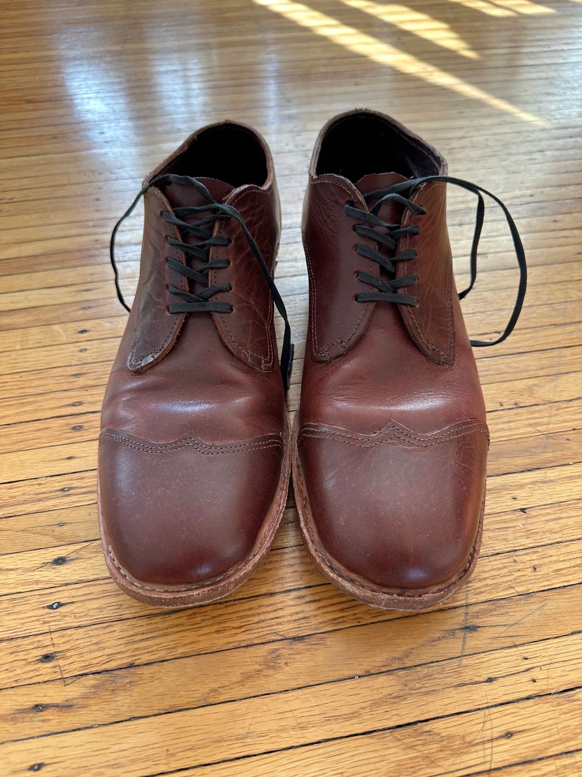 Photo by HaargusMcFargus on November 5, 2024 of the Harrison Elliott Footwear Custom Model in Acadia Leather - America - Red.