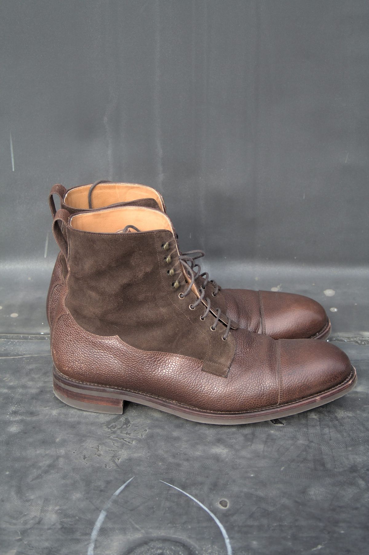 Photo by lucidpivot on November 1, 2022 of the Carmina Work Boots 80791 in Du Puy Brown Country Calf.