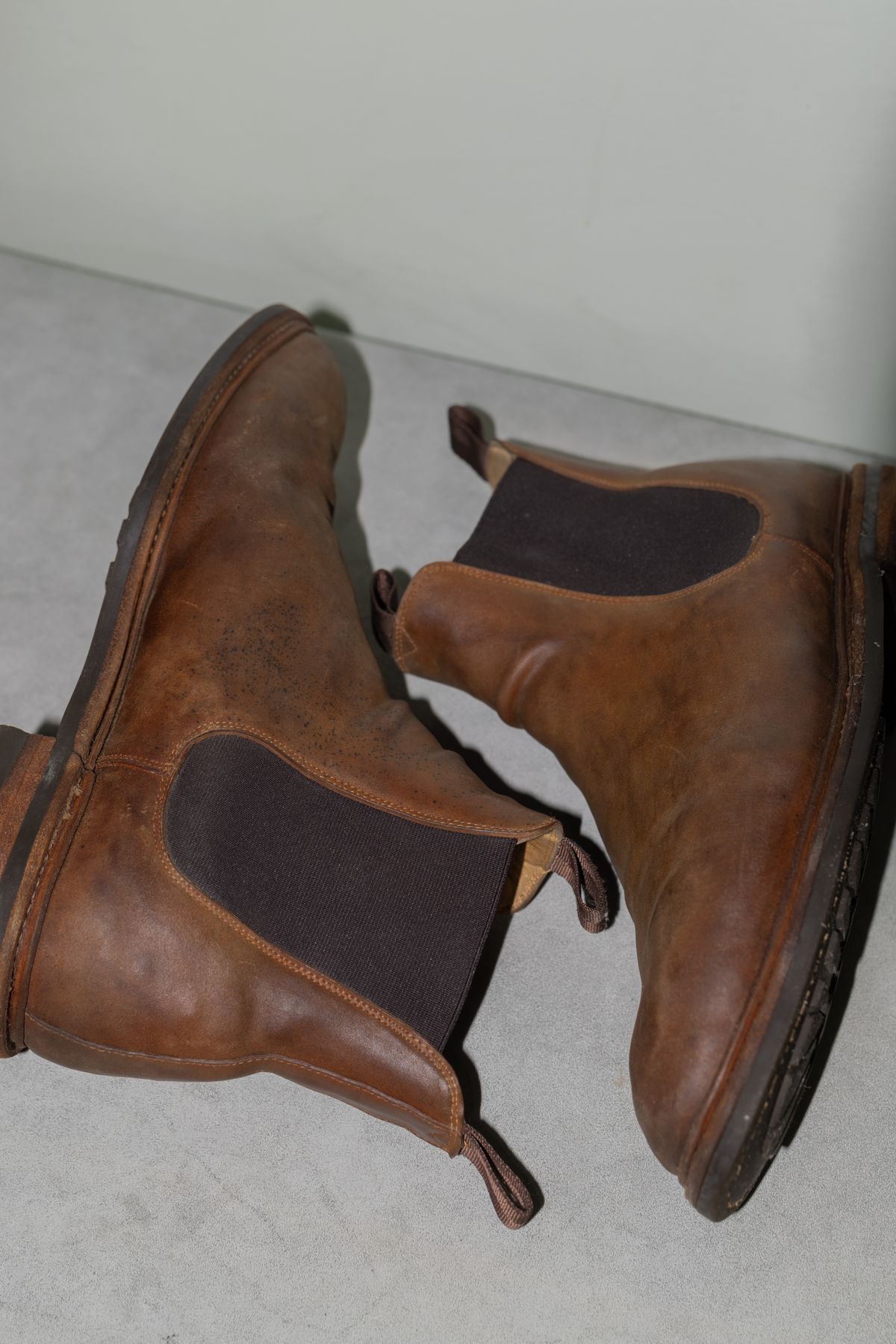 Photo by Syzygy on October 1, 2025 of the Meermin Chelsea Boot in Whiskey Heritage Shell Cordovan.