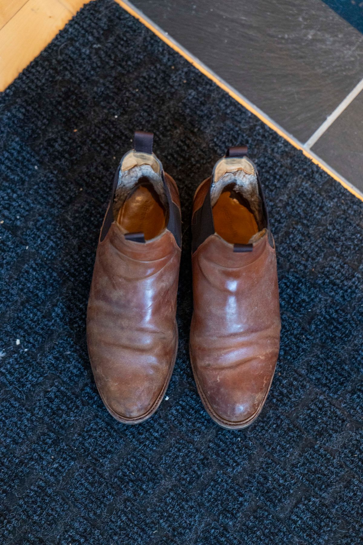 Photo by Ageless on January 6, 2025 of the Meermin Chelsea Boot in Whiskey Heritage Shell Cordovan.