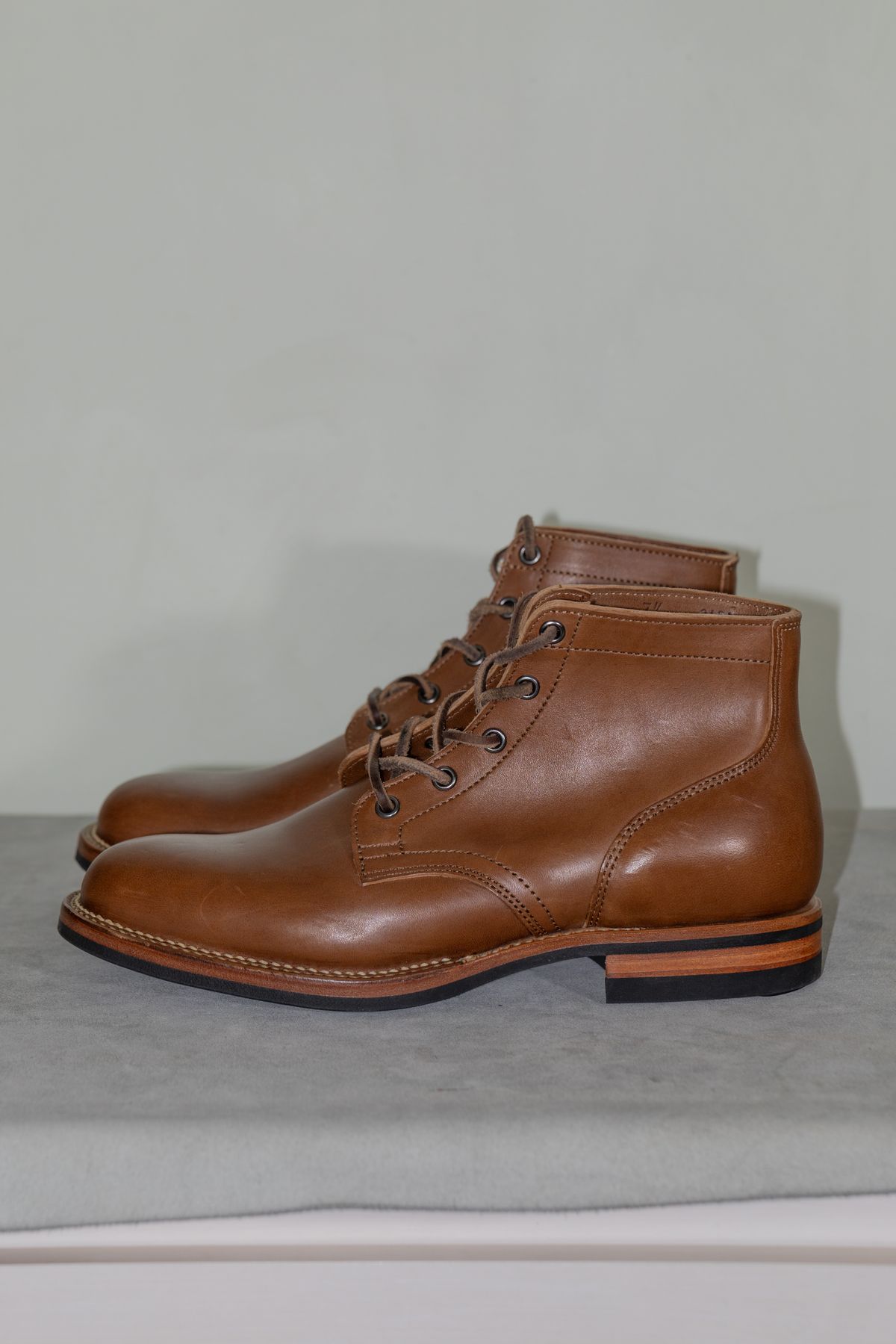 Photo by Syzygy on October 1, 2025 of the Viberg Service Boot in Maryam Moss Horsebutt.