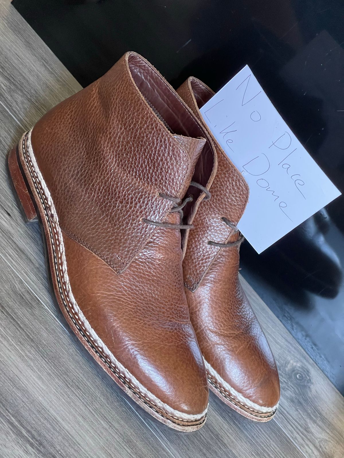 Photo by ifticar2 on November 1, 2022 of the Blkbrd Shoemaker Fenrir Chukka Boot in Unlisted Leather.