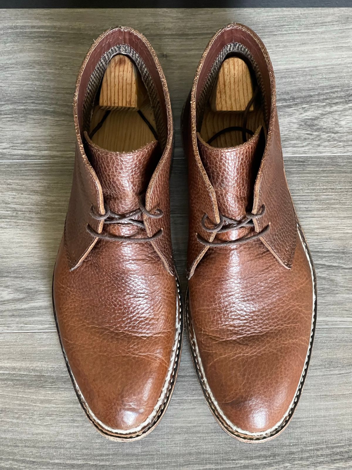 Photo by ifticar2 on November 1, 2022 of the Blkbrd Shoemaker Fenrir Chukka Boot in Unlisted Leather.