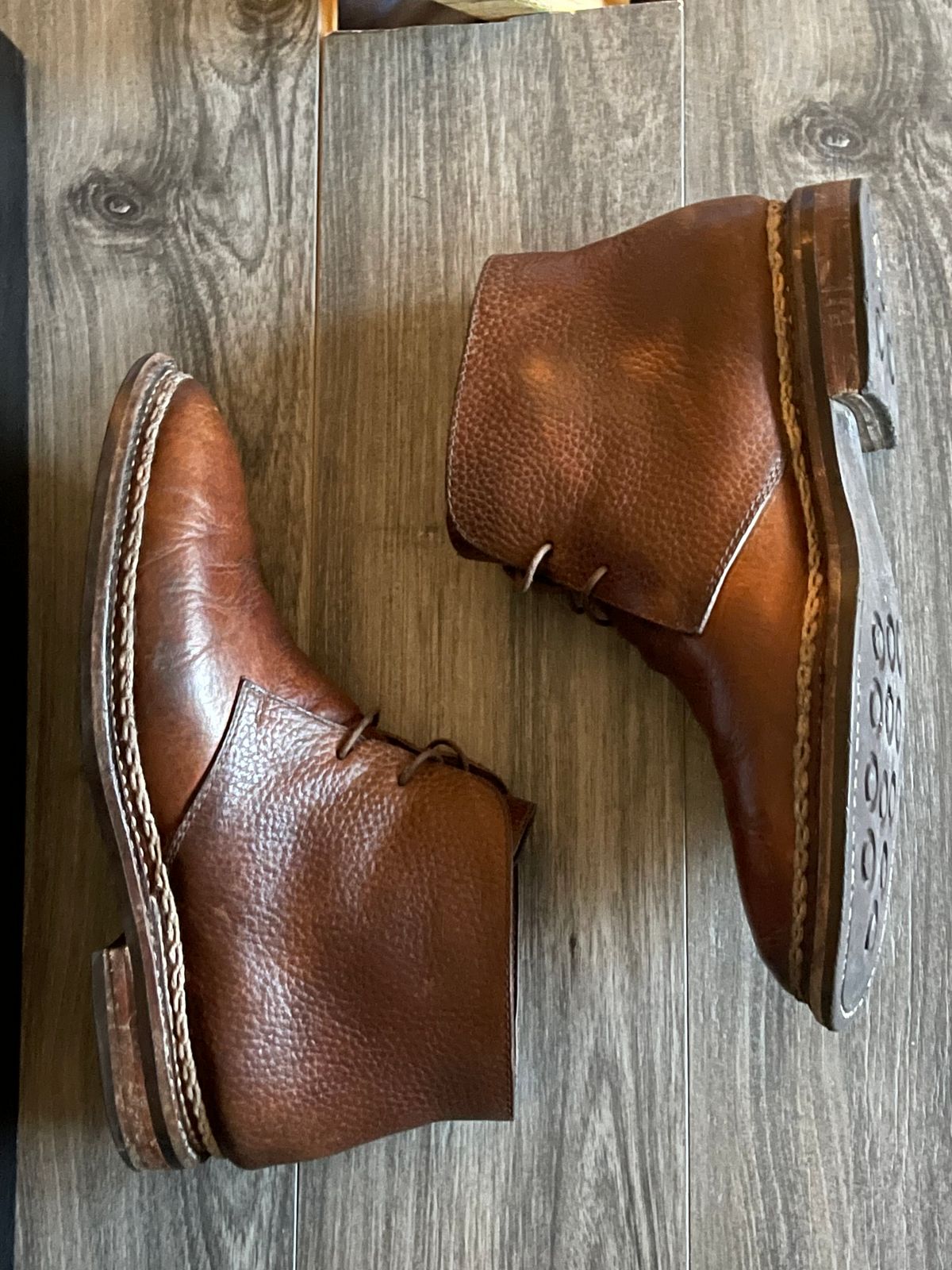 Photo by ifticar2 on January 5, 2023 of the Blkbrd Shoemaker Fenrir Chukka Boot in Unlisted Leather.