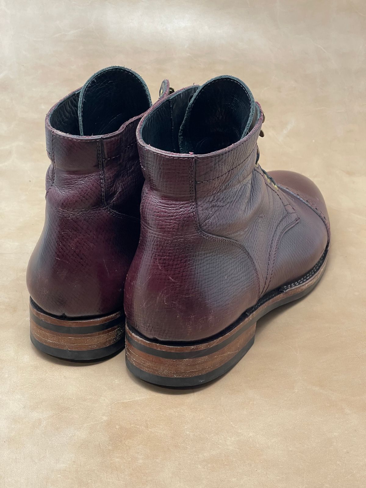 Photo by ifticar2 on March 4, 2024 of the Blkbrd Shoemaker Luchador Service Boot in Horween Dark Burgundy Pioneer Reindeer.