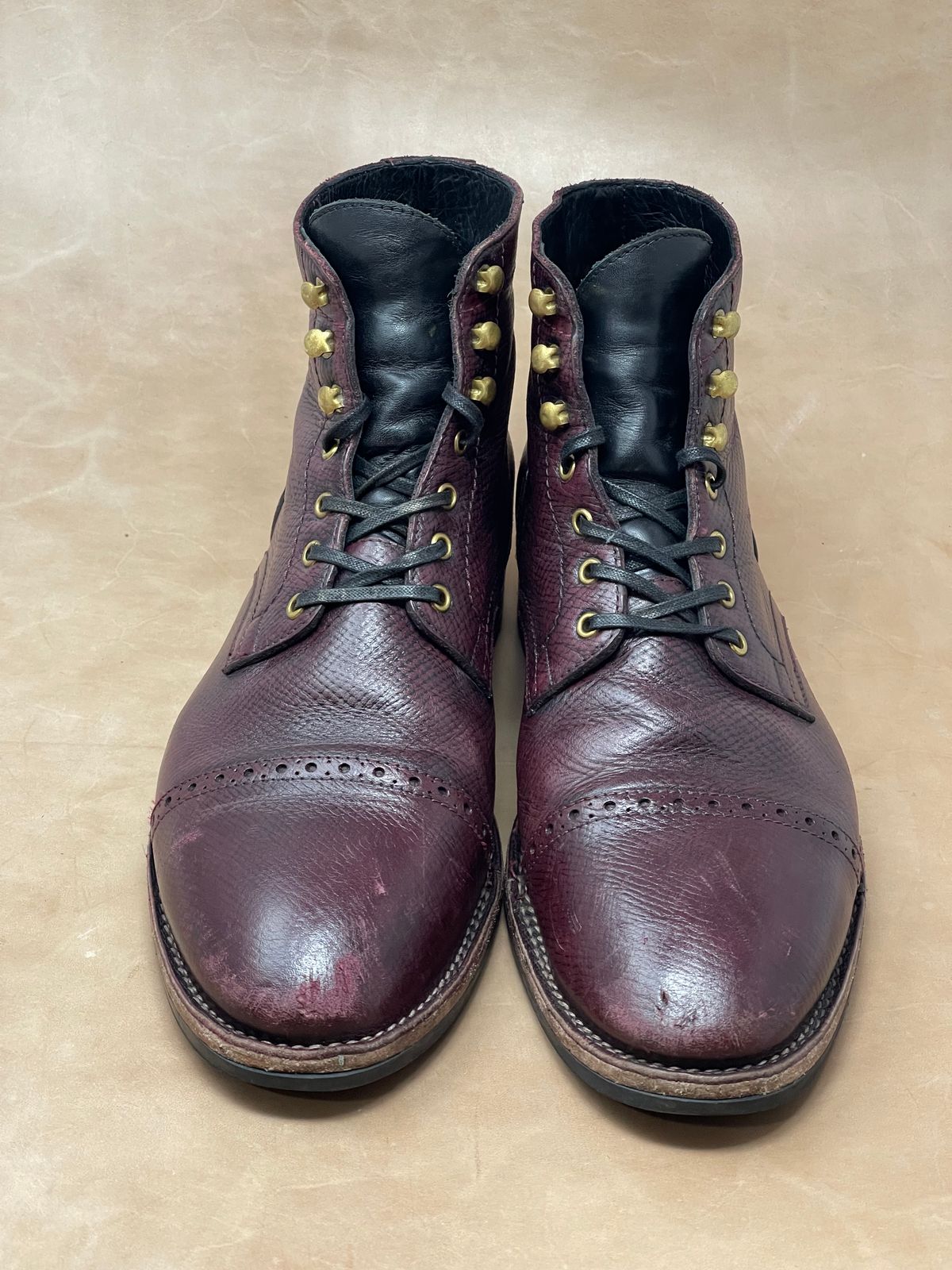 Photo by ifticar2 on March 4, 2024 of the Blkbrd Shoemaker Luchador Service Boot in Horween Dark Burgundy Pioneer Reindeer.