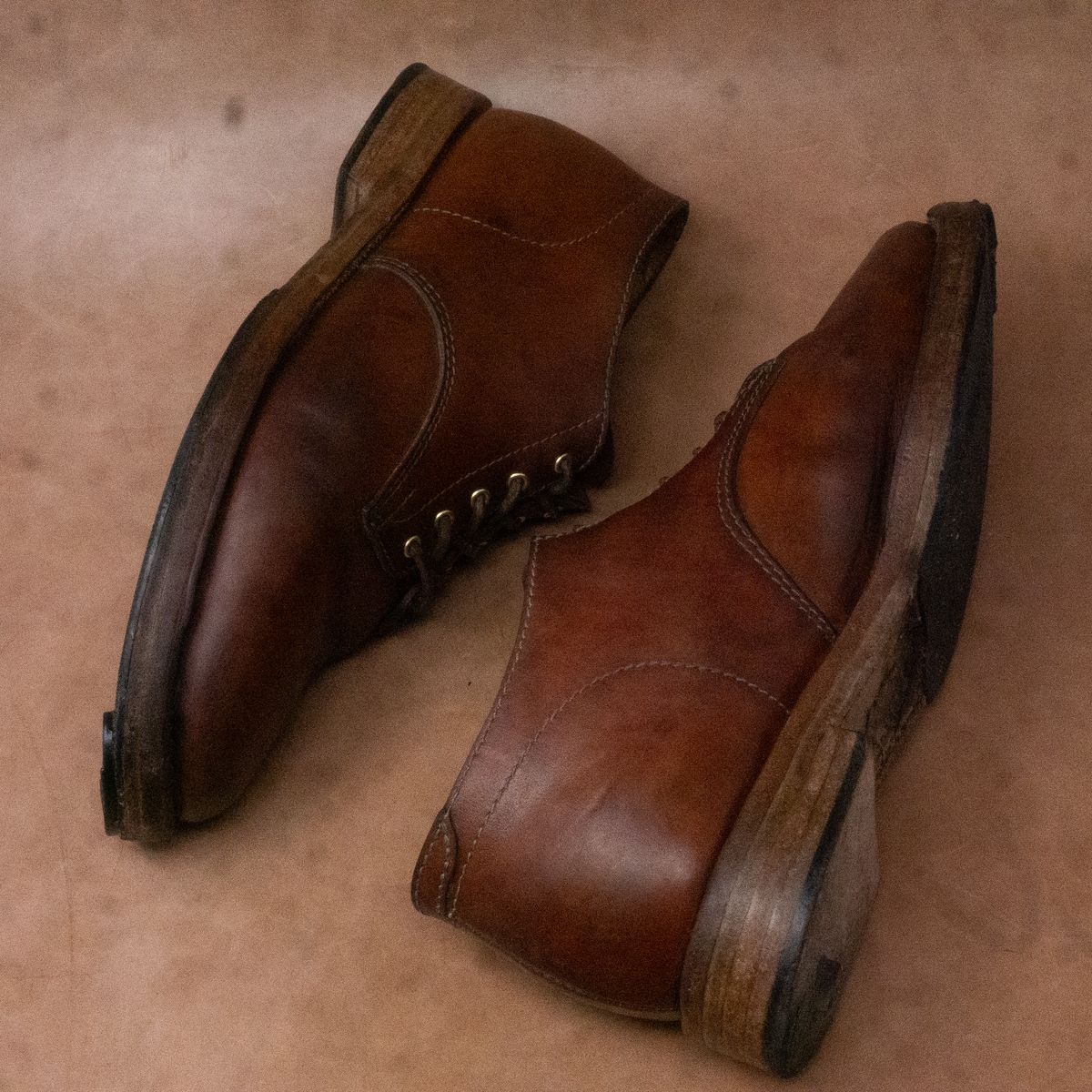 Photo by ifticar2 on March 5, 2025 of the Oldspeed Derby in Horween Russet Horsehide Strips.