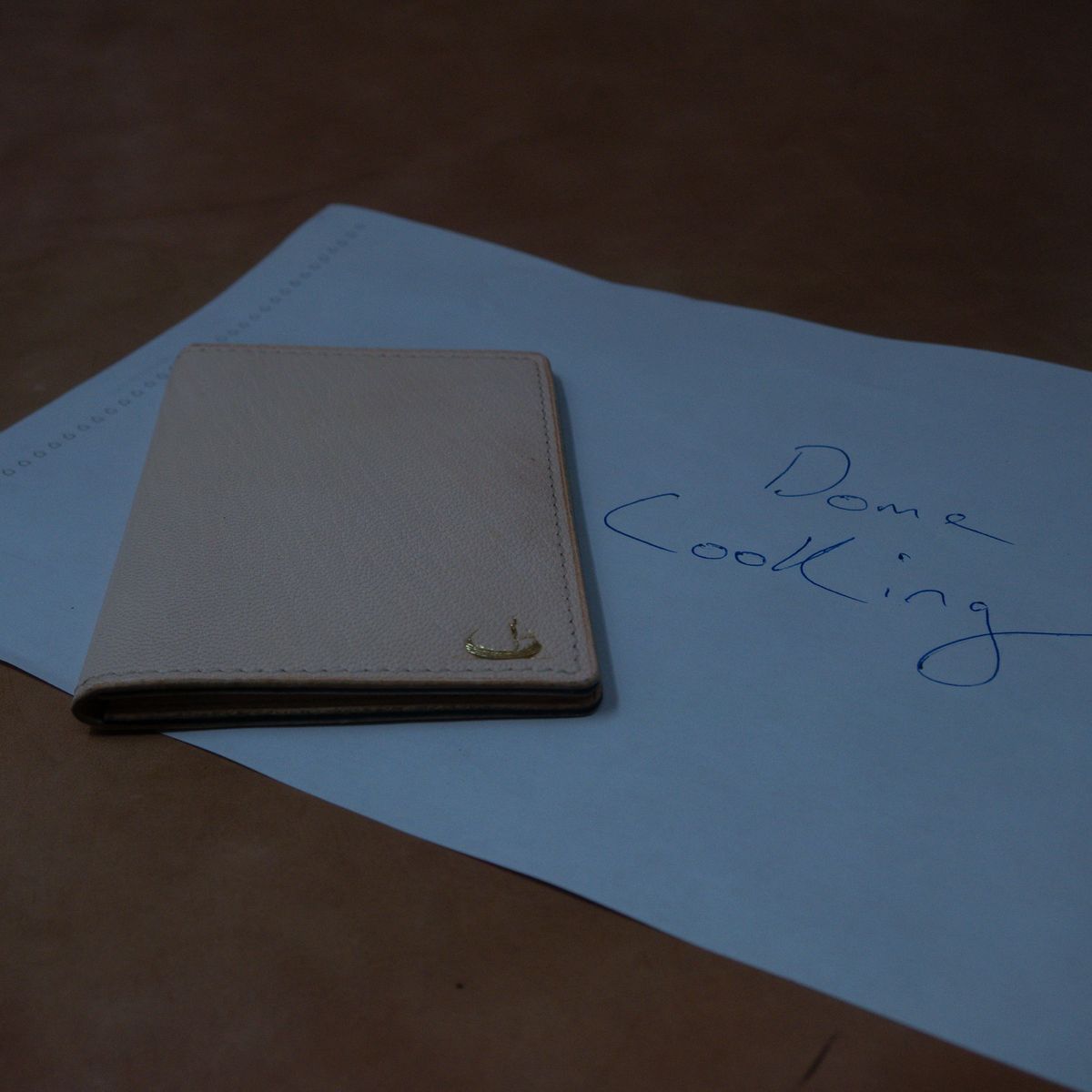 Photo by ifticar2 on November 6, 2025 of the Jatri Leather Big boi in Euro veg tanned Goat Skin.