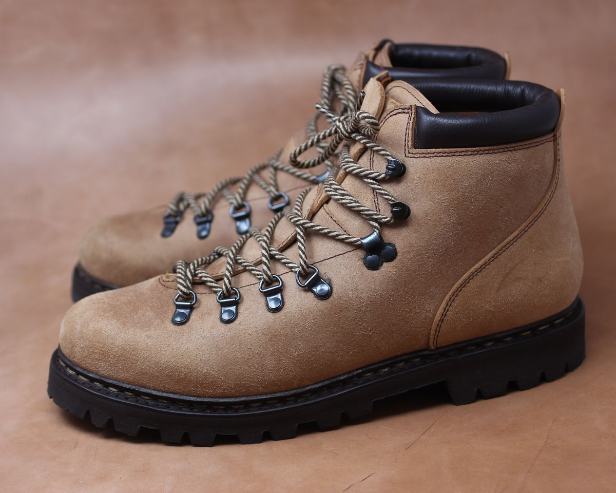 Photo by ifticar2 on October 5, 2025 of the Paraboot Avoriaz in Maryam Natural Waxed Reverse Horsebutt.