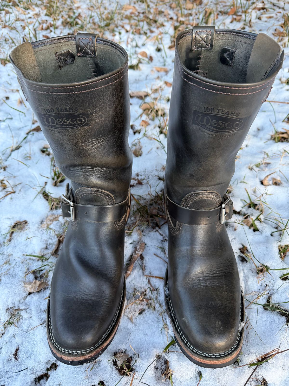 Photo by blackandbrownblues on December 4, 2025 of the Wesco Mister Lou in Maryam Petrolio Waxed Black Horsehide.