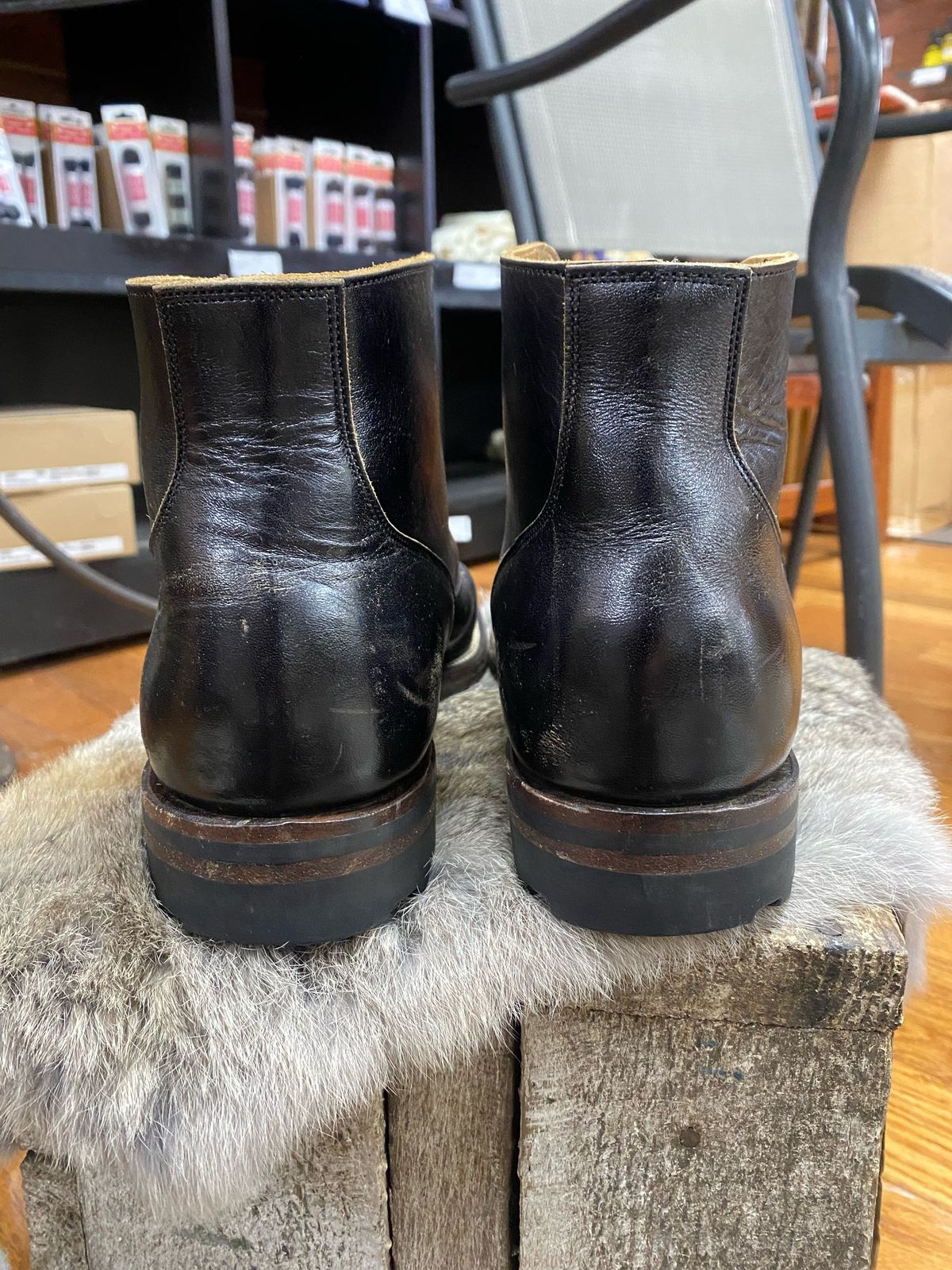 Photo by blackandbrownblues on January 5, 2022 of the Viberg Service Boot in Shinki Black Oiled Horsebutt.
