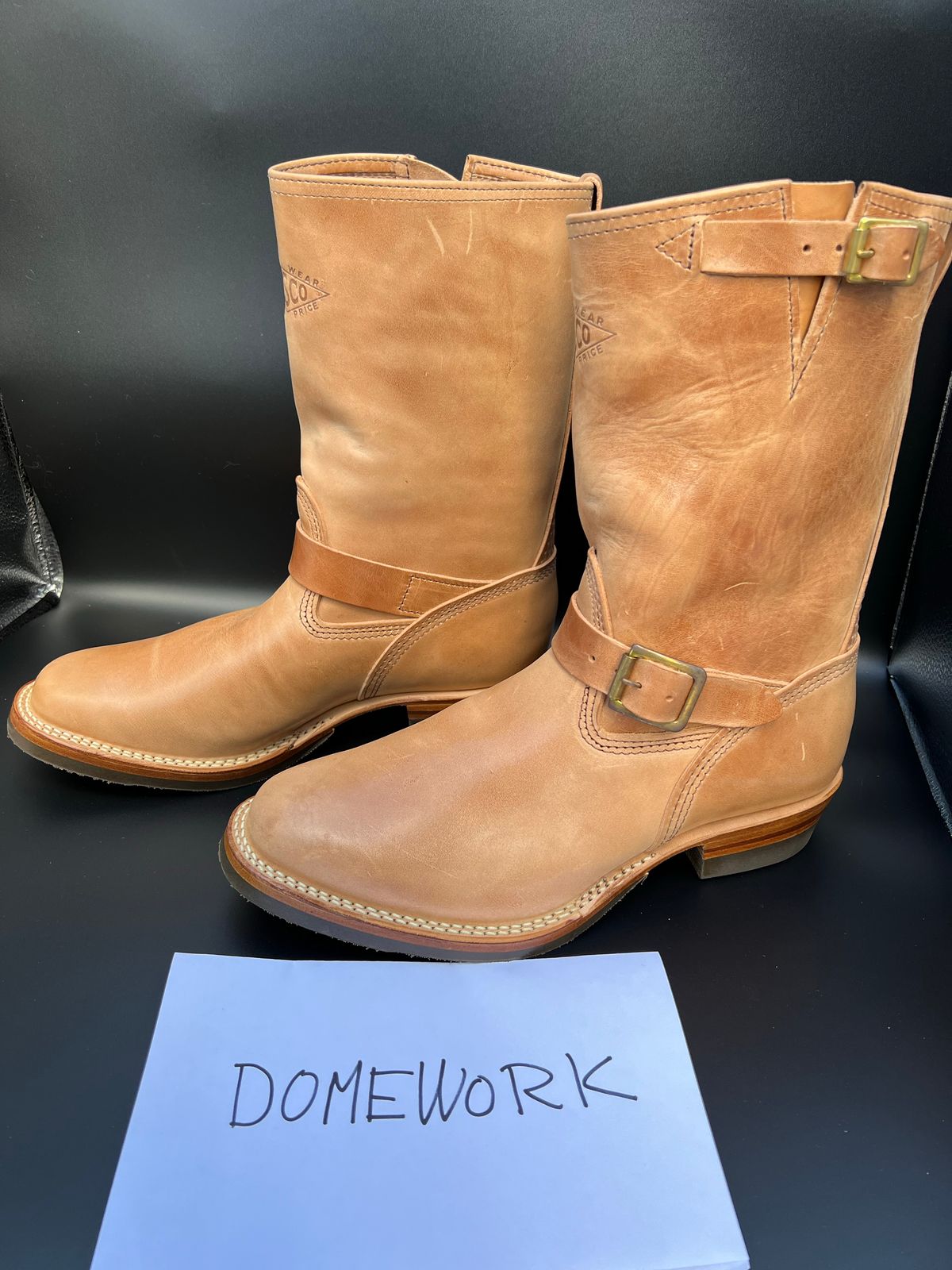 Photo by blackandbrownblues on October 2, 2022 of the Wesco Mister Lou in Maryam Natural Horsebutt.