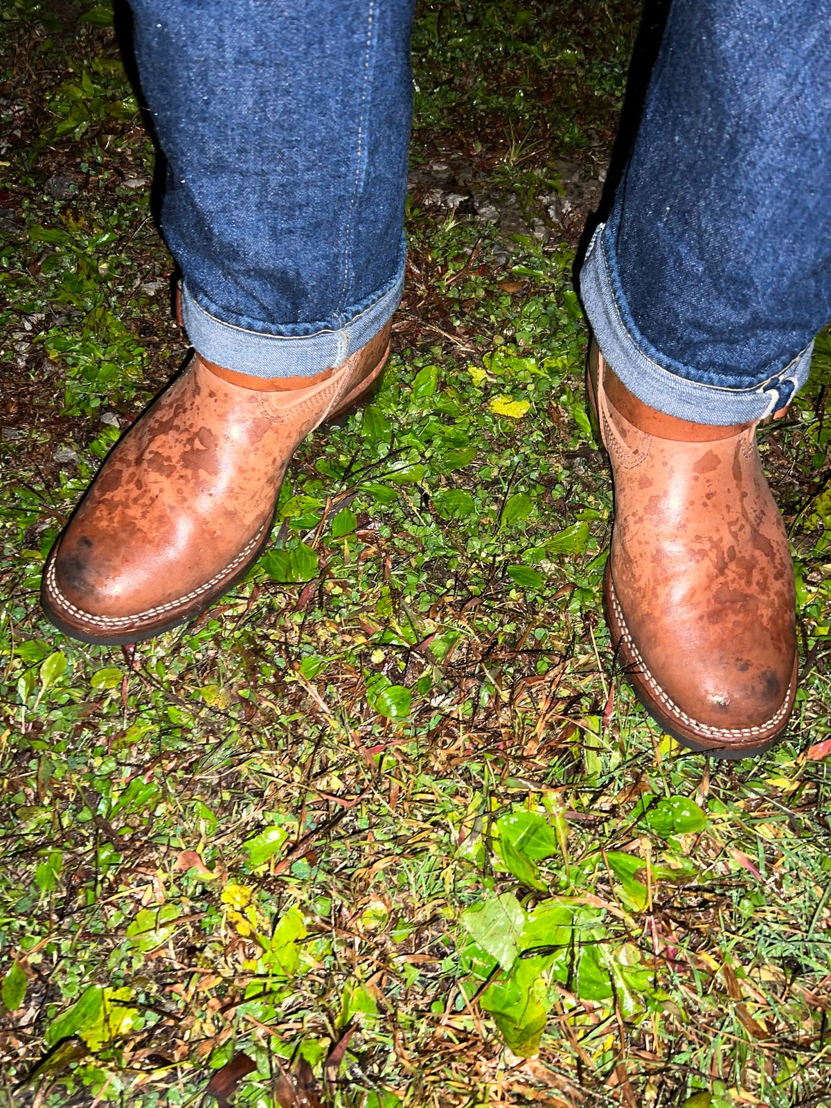 Photo by blackandbrownblues on October 12, 2022 of the Wesco Mister Lou in Maryam Natural Horsebutt.