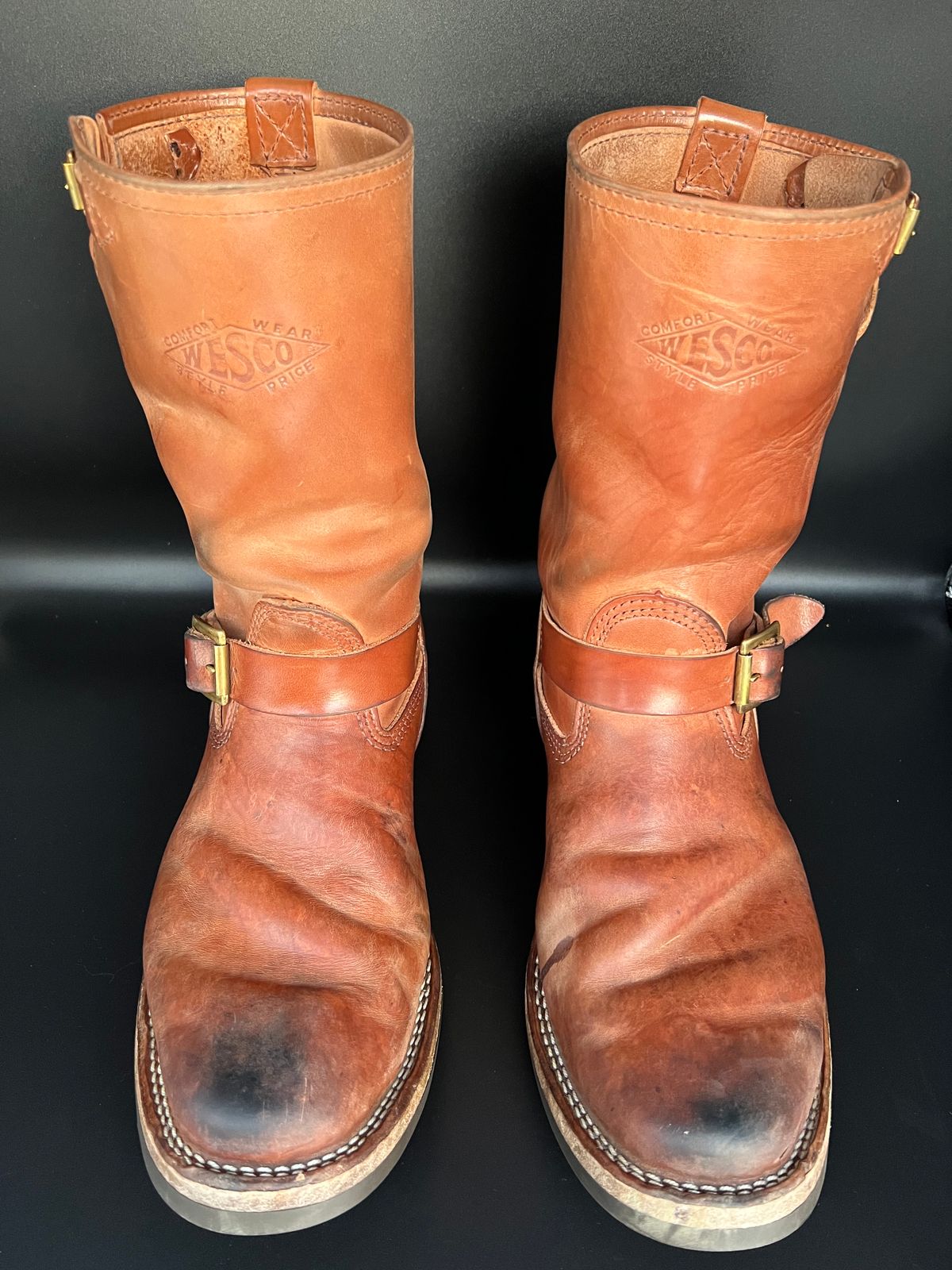 Photo by blackandbrownblues on December 5, 2022 of the Wesco Mister Lou in Maryam Natural Horsebutt.
