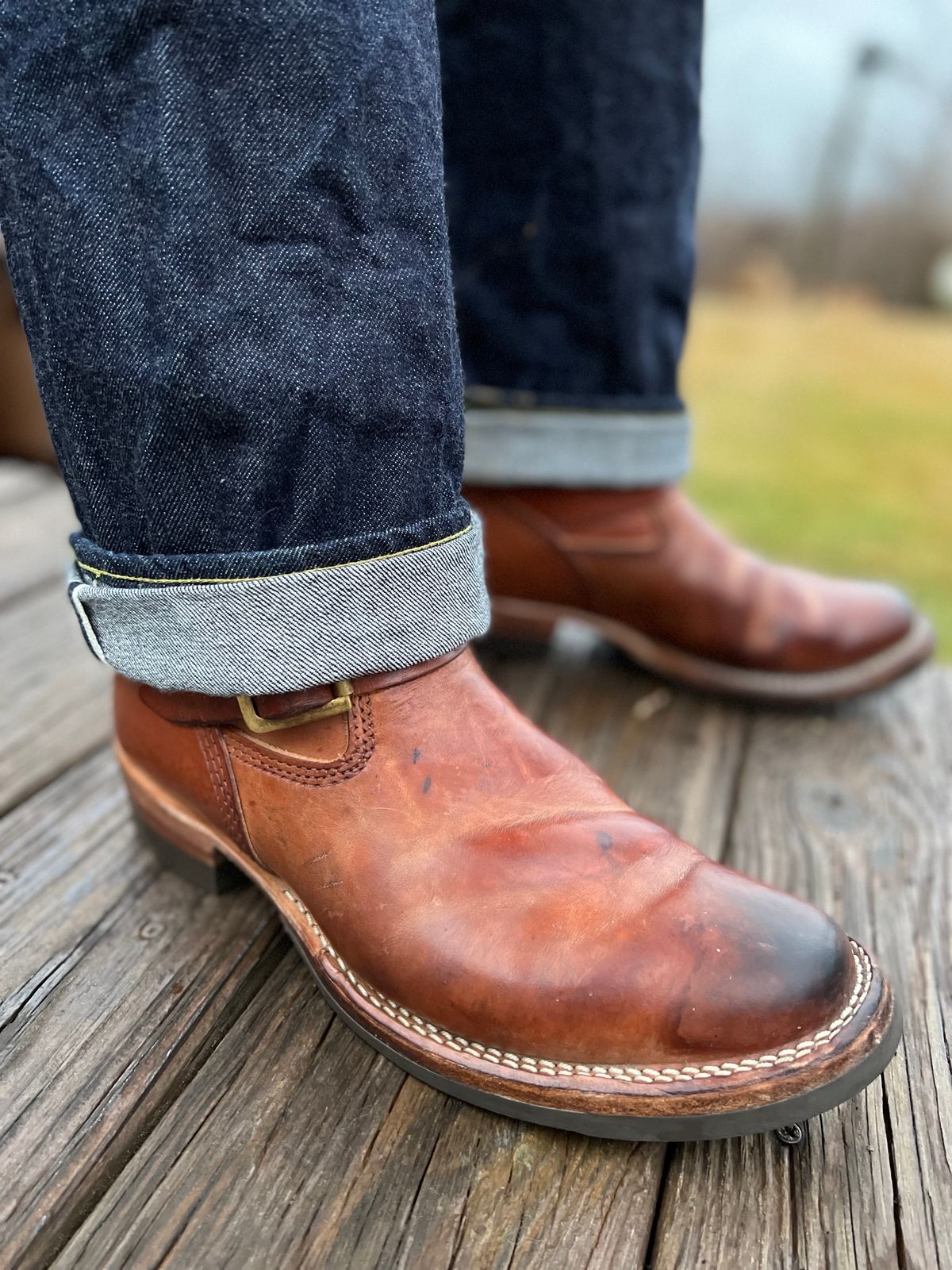 Photo by blackandbrownblues on January 1, 2023 of the Wesco Mister Lou in Maryam Natural Horsebutt.