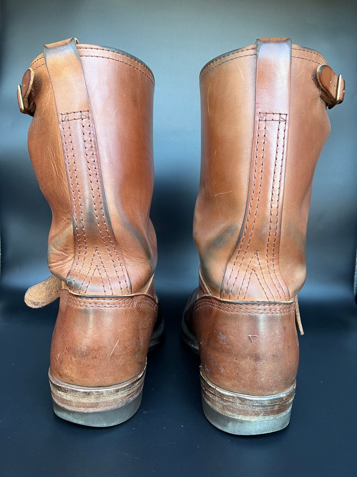 Photo by blackandbrownblues on March 1, 2023 of the Wesco Mister Lou in Maryam Natural Horsebutt.