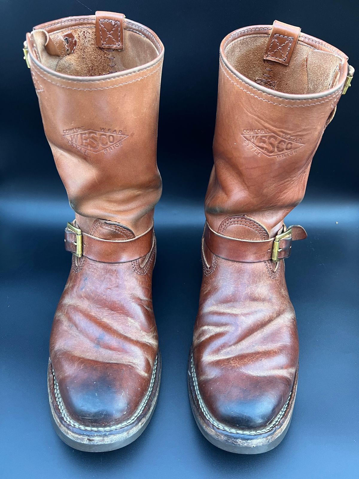 Photo by blackandbrownblues on March 1, 2023 of the Wesco Mister Lou in Maryam Natural Horsebutt.