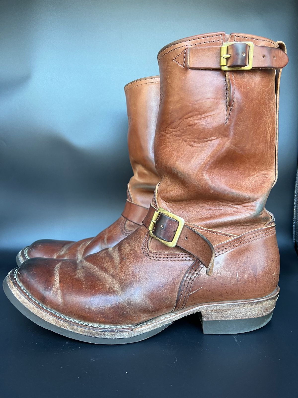 Photo by blackandbrownblues on March 1, 2023 of the Wesco Mister Lou in Maryam Natural Horsebutt.