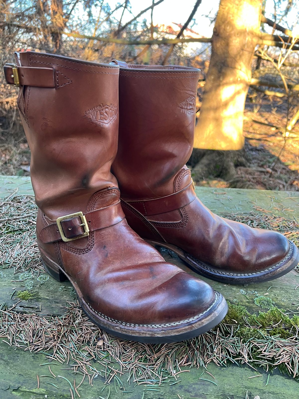Photo by blackandbrownblues on March 1, 2023 of the Wesco Mister Lou in Maryam Natural Horsebutt.