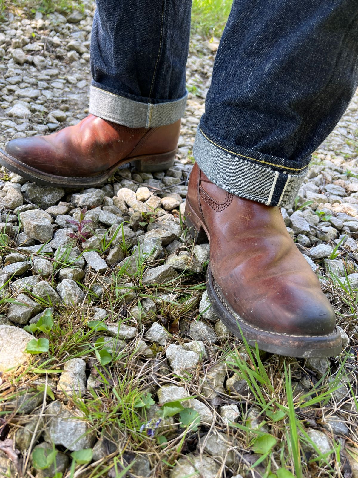 Photo by blackandbrownblues on May 9, 2023 of the Wesco Mister Lou in Maryam Natural Horsebutt.