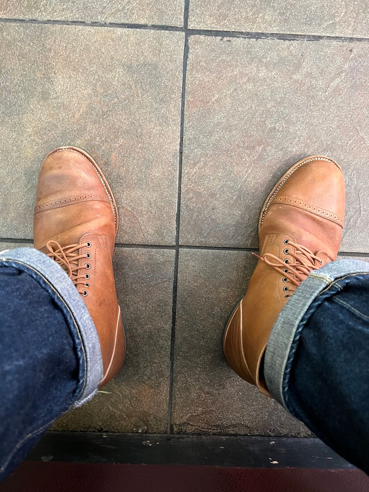 Photo by blackandbrownblues on October 9, 2023 of the Viberg Service Boot in Horween Natural Essex Workshoe Butt.