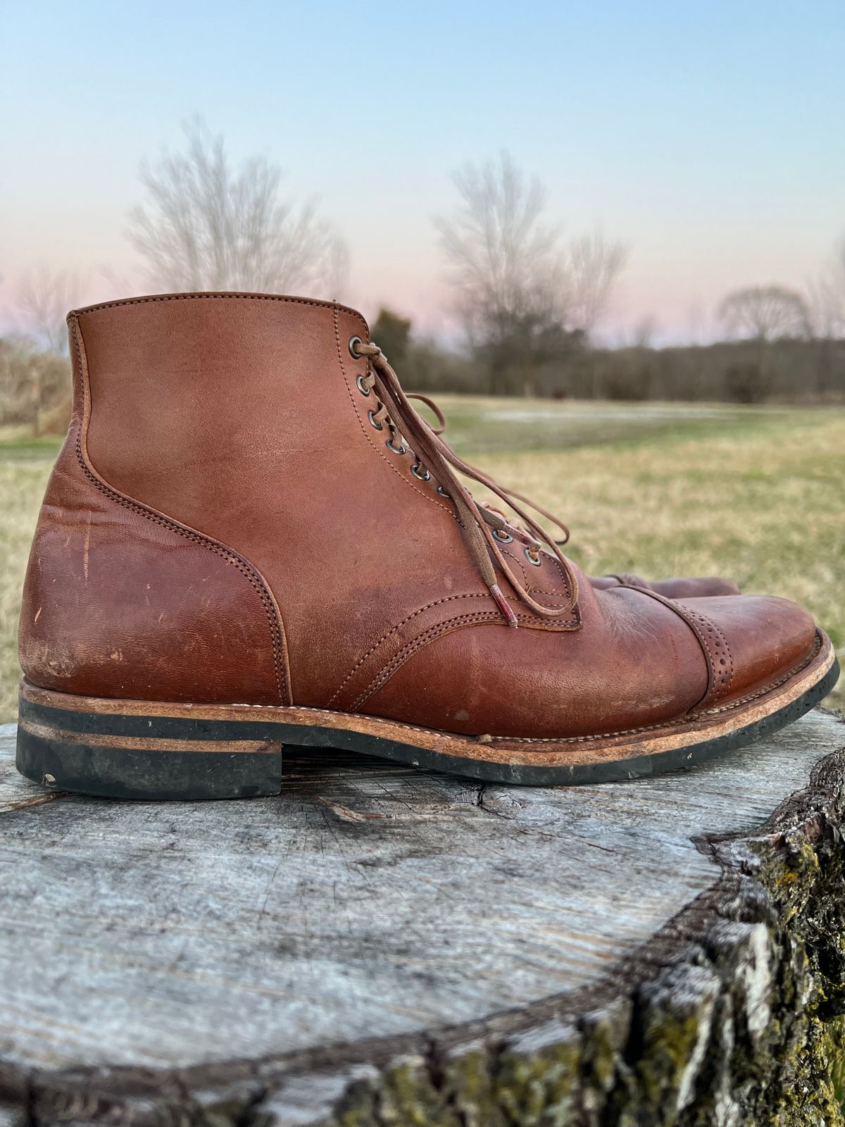 Photo by blackandbrownblues on March 4, 2024 of the Viberg Service Boot in Horween Natural Essex Workshoe Butt.