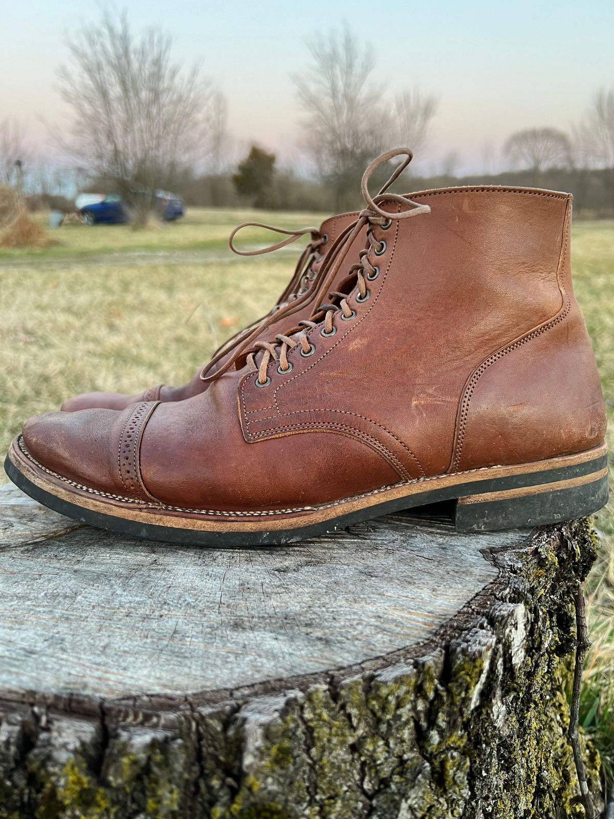 Photo by blackandbrownblues on March 4, 2024 of the Viberg Service Boot in Horween Natural Essex Workshoe Butt.