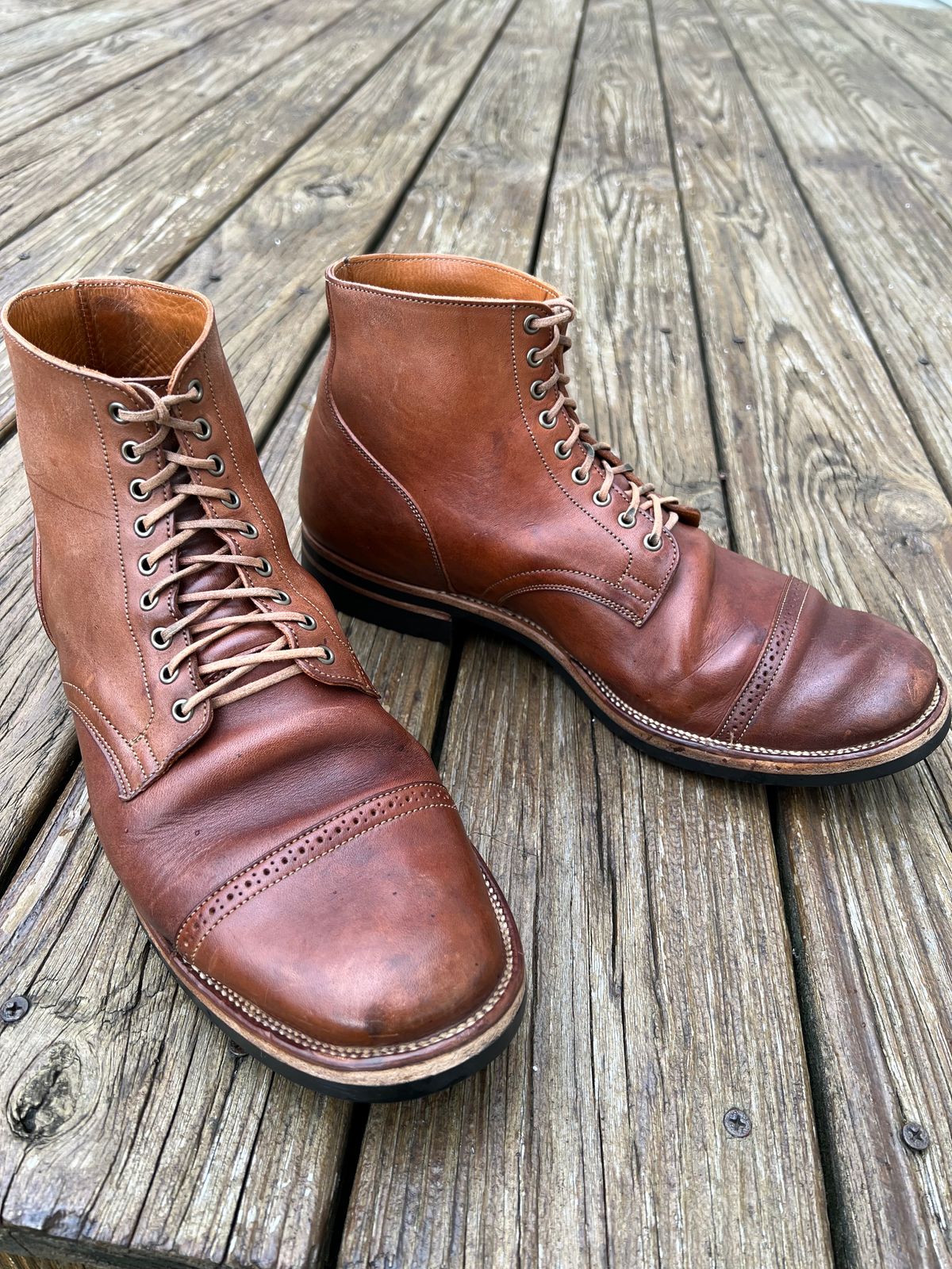 Photo by blackandbrownblues on April 5, 2024 of the Viberg Service Boot in Horween Natural Essex Workshoe Butt.