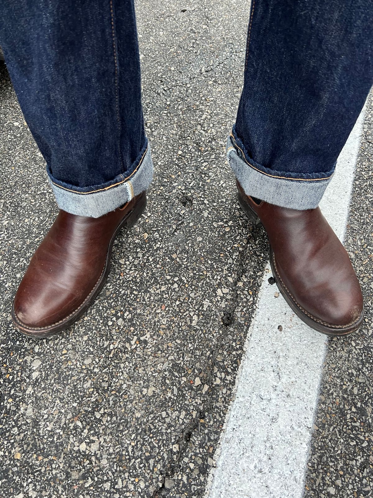 Photo by blackandbrownblues on December 24, 2024 of the Addict Boots AB-03 Chelsea Boots in Brown Horsehide.