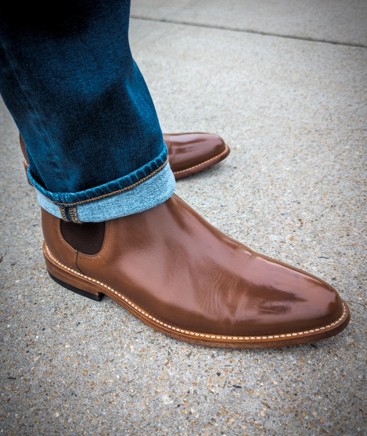 Photo by StarWarrior on May 31, 2023 of the Nisolo Chelsea Boot in Unknown Material.