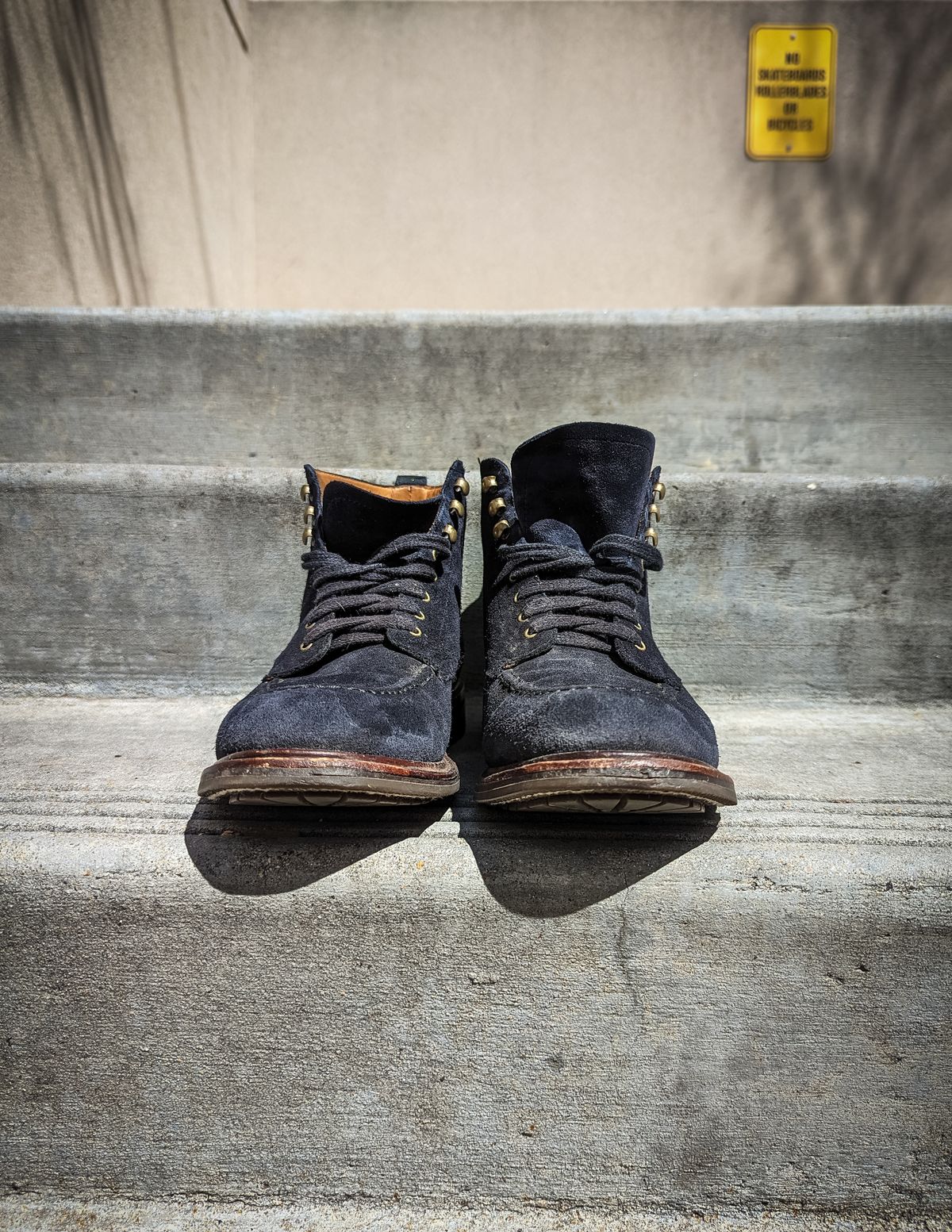 Photo by StarWarrior on April 5, 2023 of the J.Crew Kenton Pacer Boots in C.F. Stead Navy Blue Janus Calf Suede.