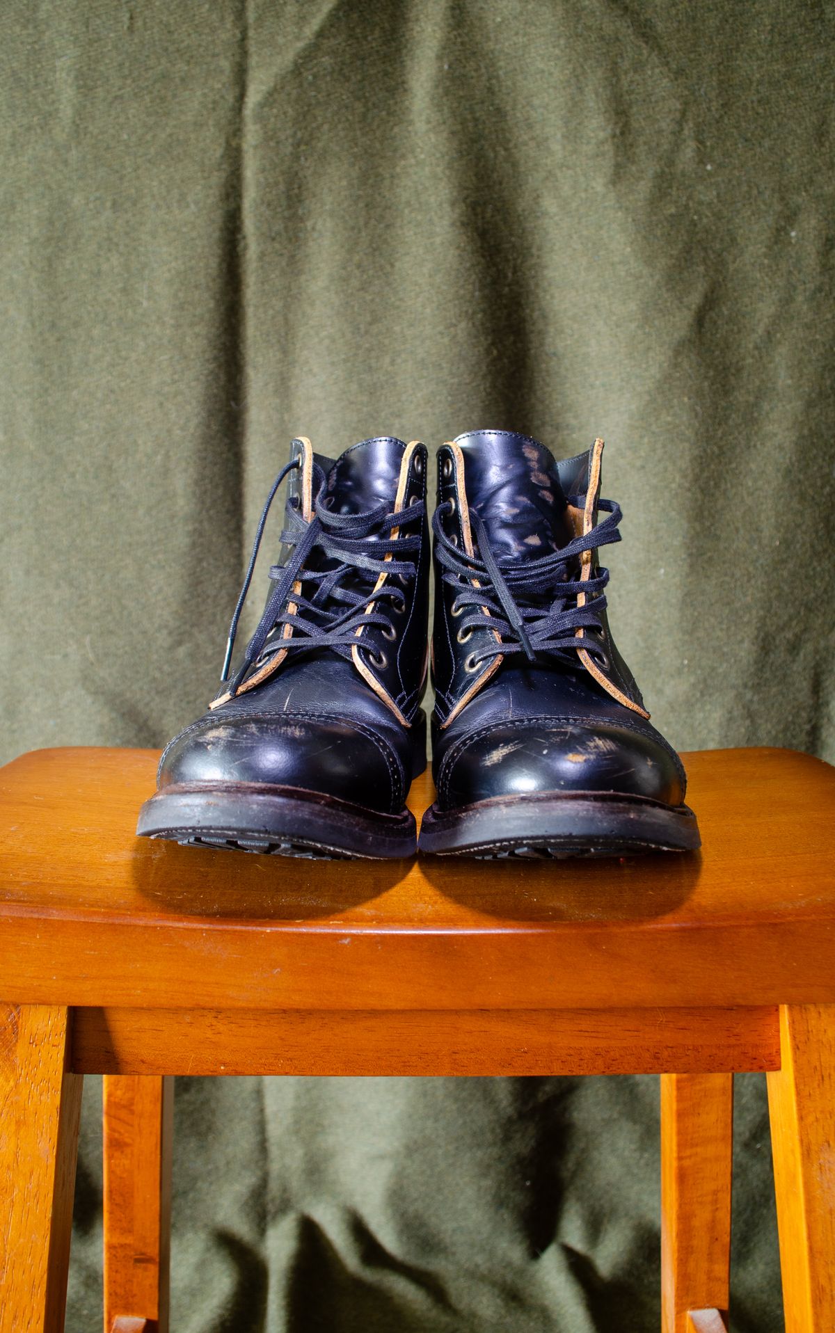 Photo by StarWarrior on December 4, 2024 of the Luosjiet Captoe Service Boot in Teacore OTA Cowhide.