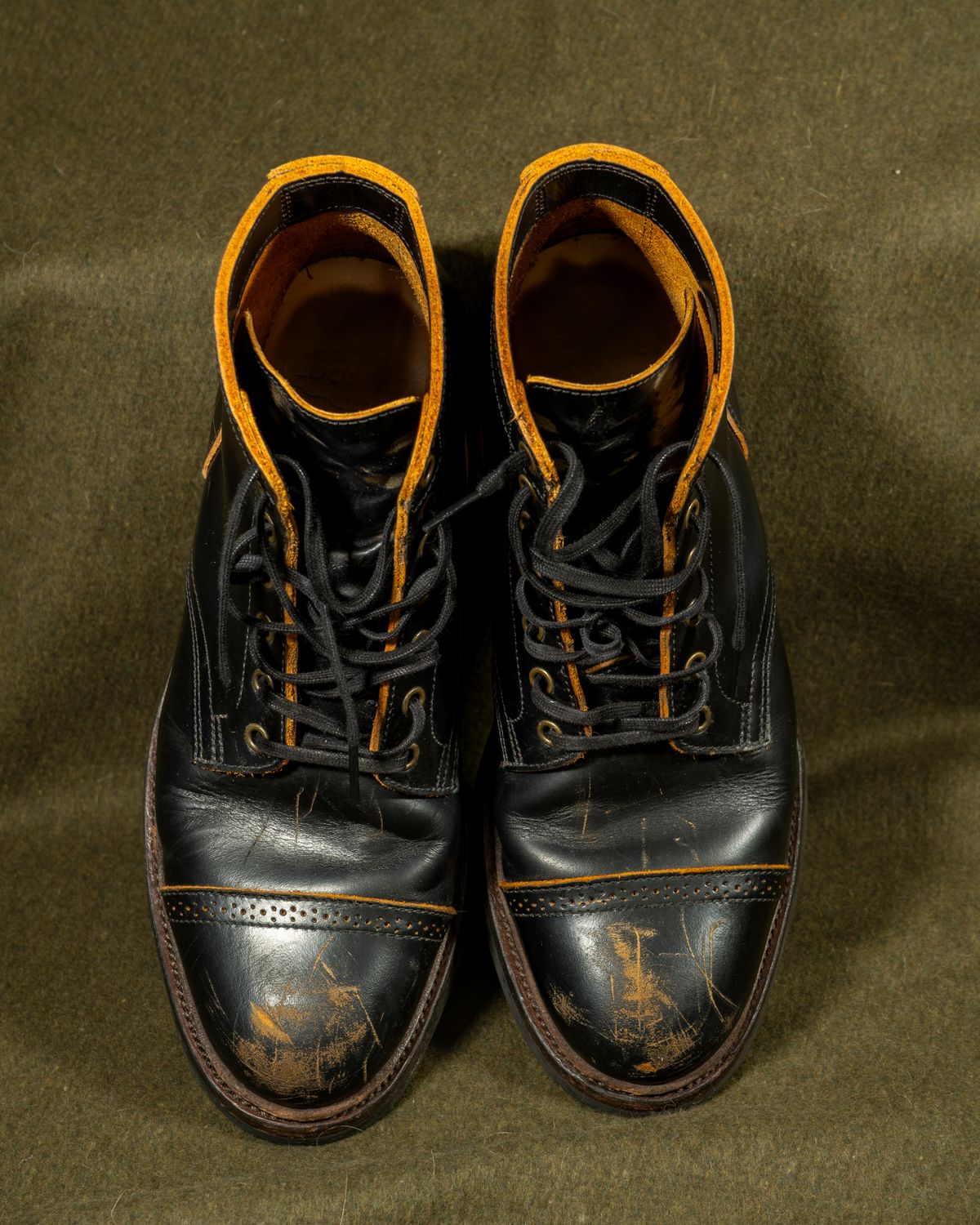 Photo by StarWarrior on February 5, 2025 of the Luosjiet Captoe Service Boot in Teacore OTA Cowhide.