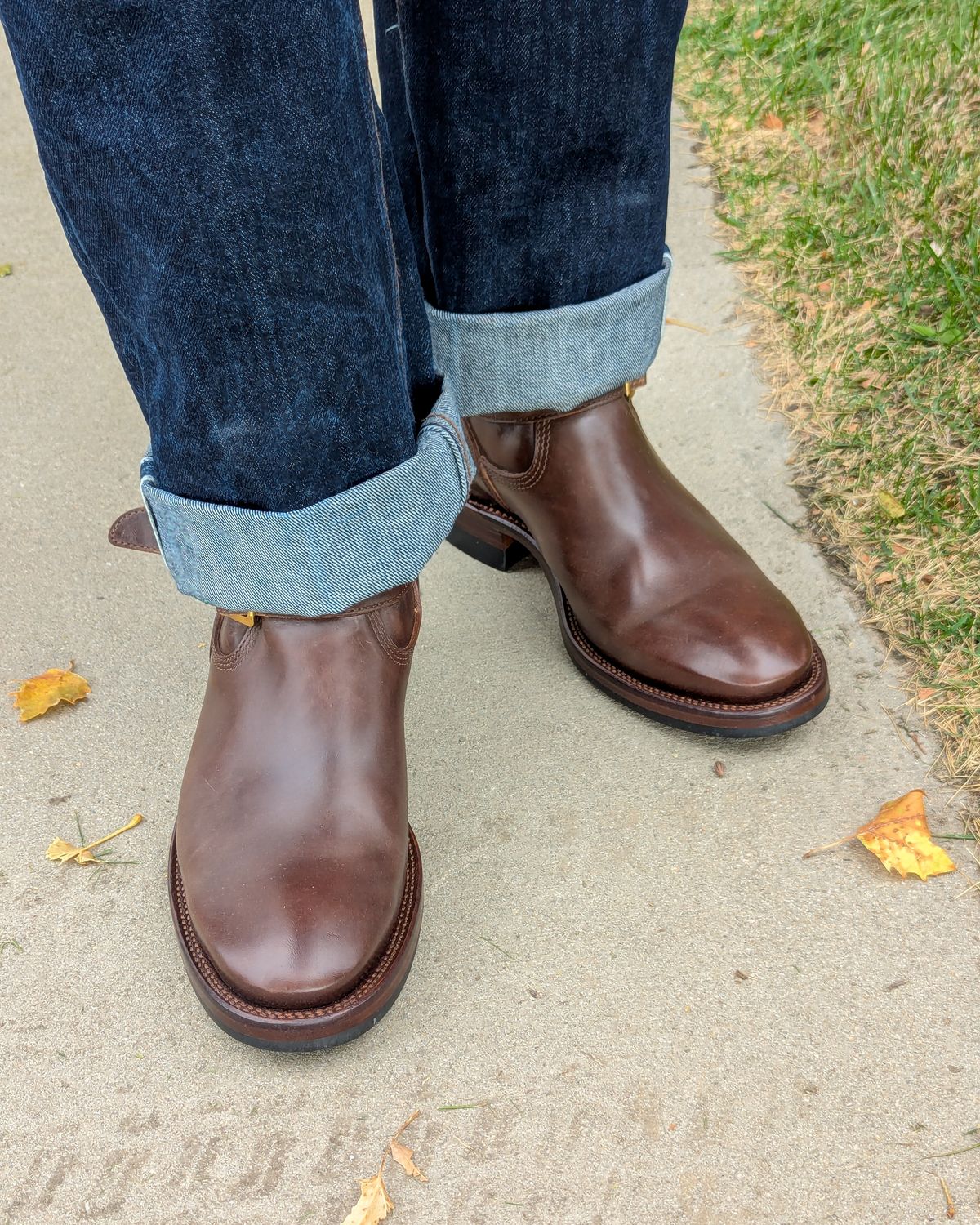 Photo by StarWarrior on October 1, 2025 of the Quan Shoemaker Engineer in Maryam Brown Horsebutt.