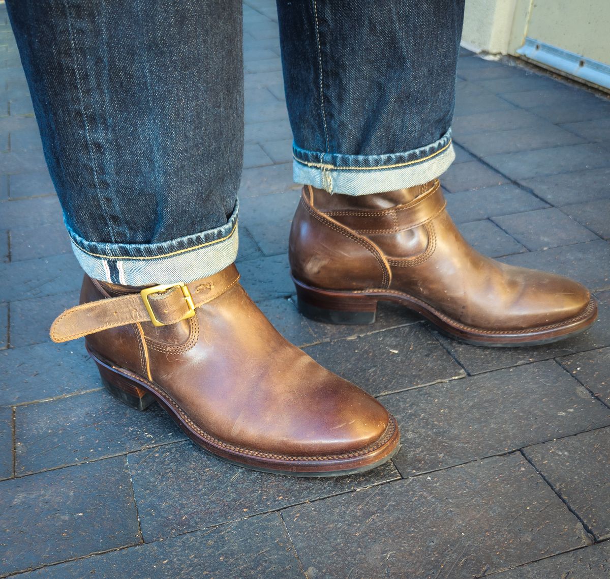 Photo by StarWarrior on October 18, 2025 of the Quan Shoemaker Engineer in Maryam Brown Horsebutt.